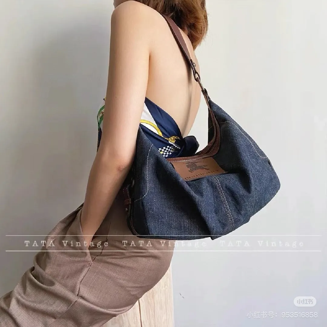 Denim Shoulder Bag D27017810