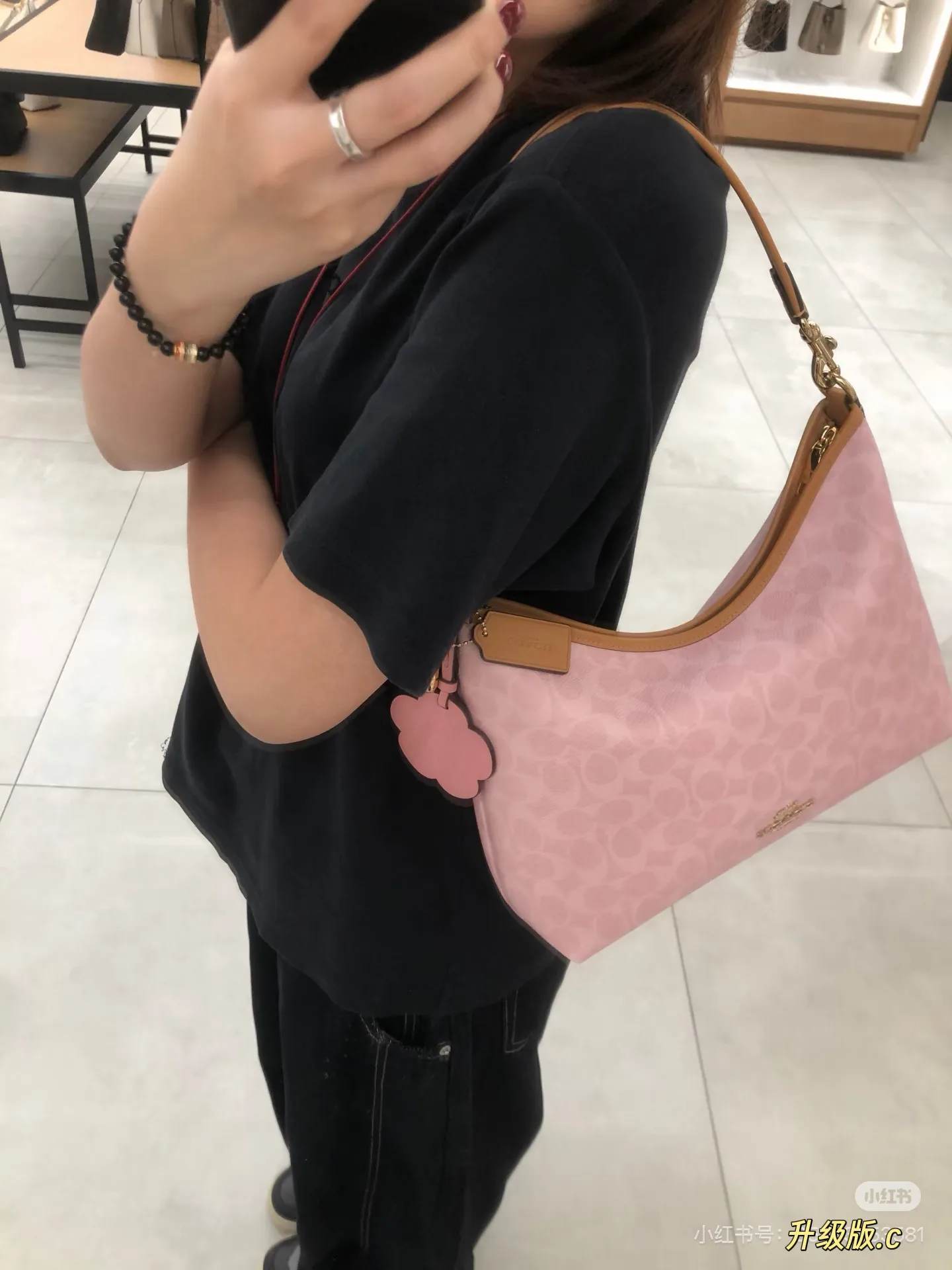 Coach Swinger Shoulder Bag in Signature Canvas D35517911 — view 4
