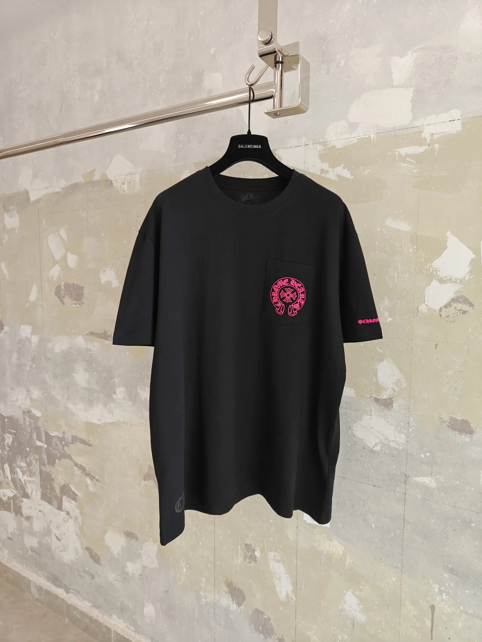 Logo Print Cotton Pocket T-Shirt D16014668