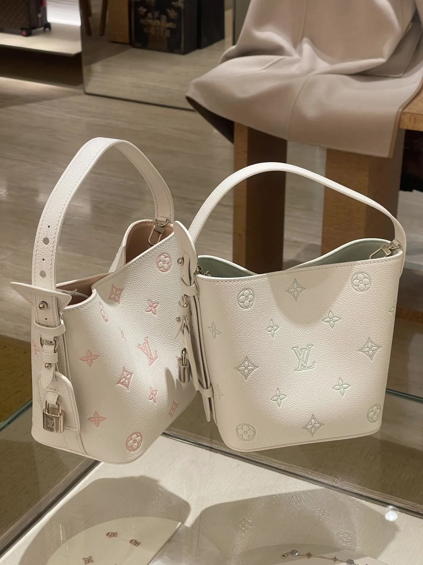 LV Monogram Empreinte All-In BB Bucket Bag D32018073