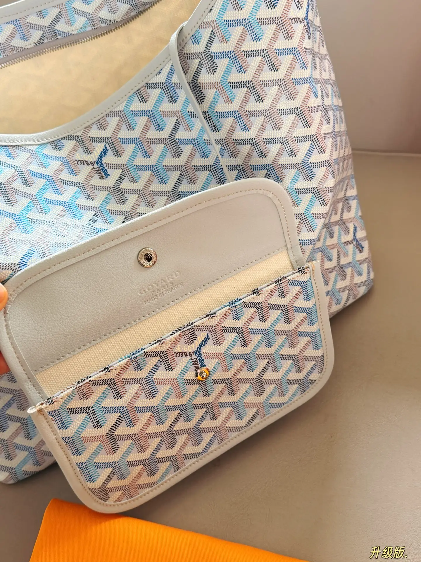 Goyard Hobo Tote Bag D31018085 — view 3