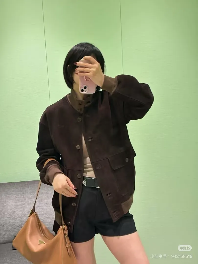 Prada Hobo Shoulder Bag D31018136 — view 5