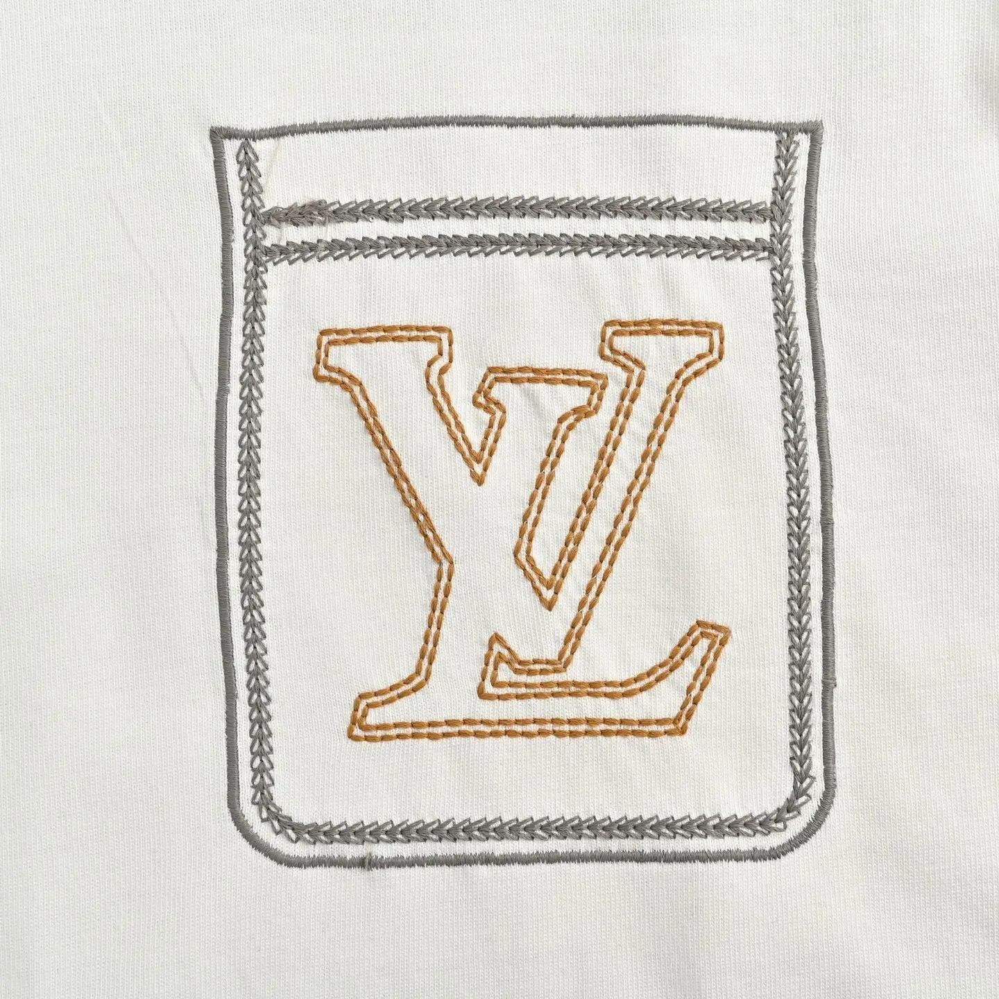 Embroidered Faux-Pocket Cotton T-Shirt D20513043 — view 8
