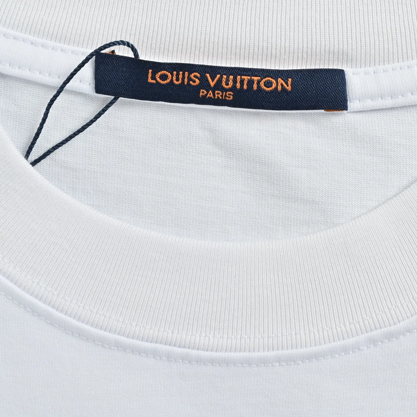 Embroidered Monogram Flower Cotton T-Shirt D21013029 — view 5
