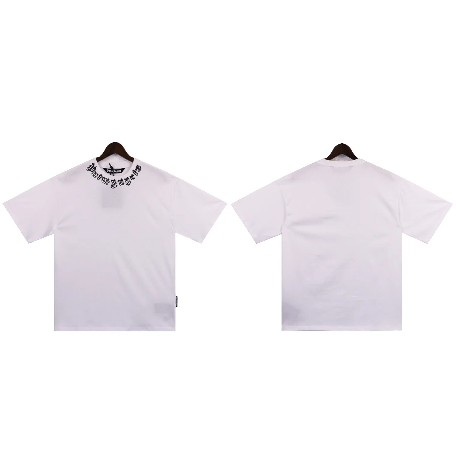 Logo-Embroidered Gothic Collar T-Shirt D7812282 — view 3