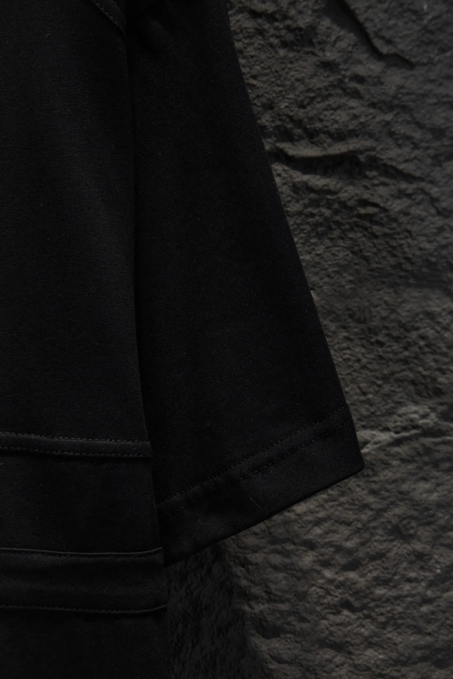 Embroidered Panelled Cotton T-Shirt D12515466 — view 7