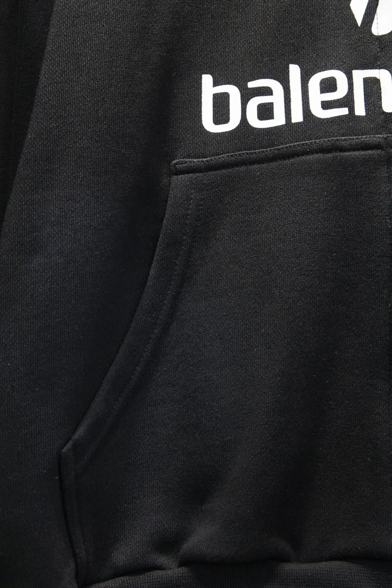 Oversized Logo-Print Zip-Up Hoodie D21924304 — view 6