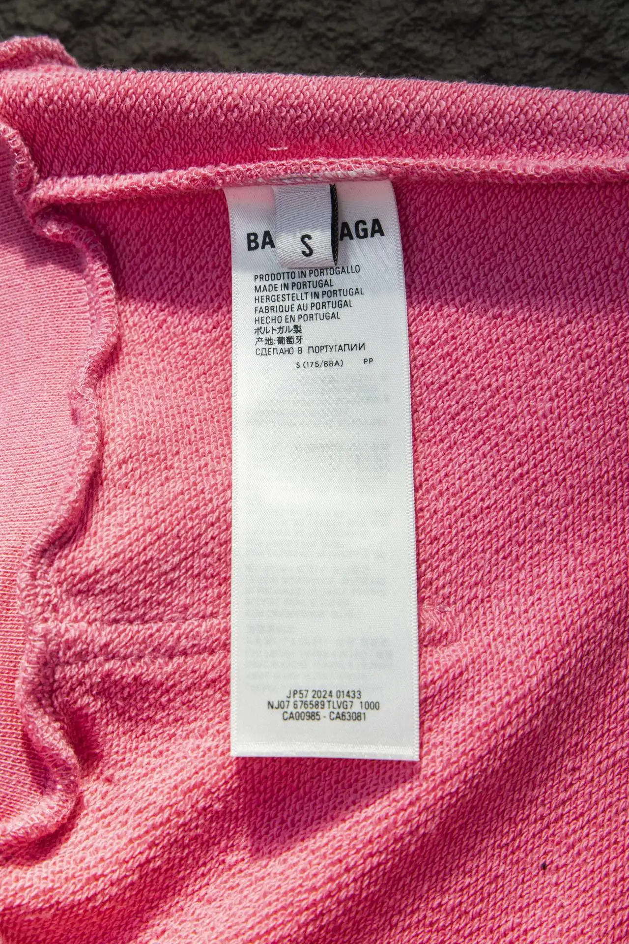 Logo-Embroidered Oversized Zip-Up Hoodie D21924306 — view 9