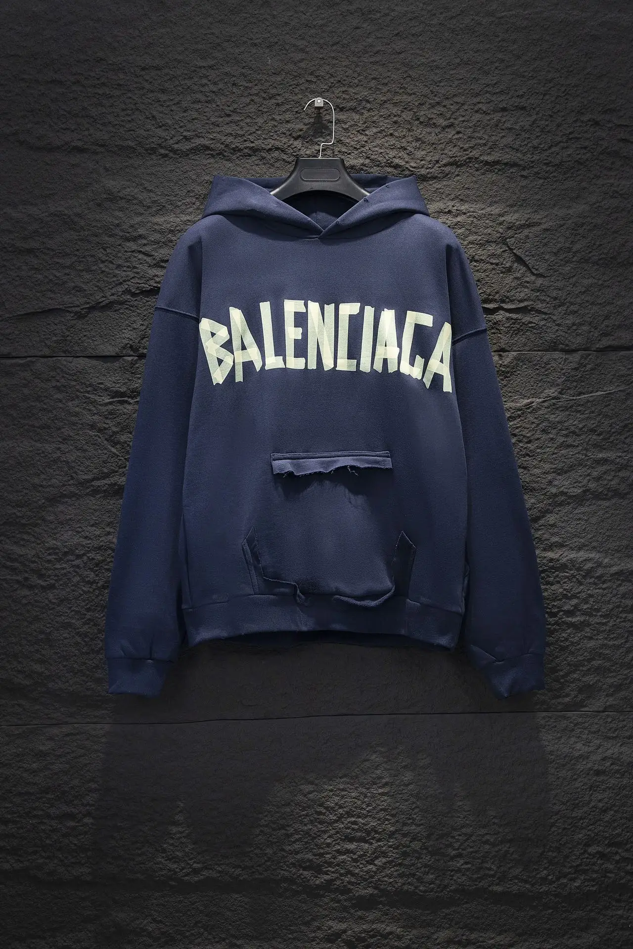 Tape Logo Distressed Oversized Hoodie D19524302