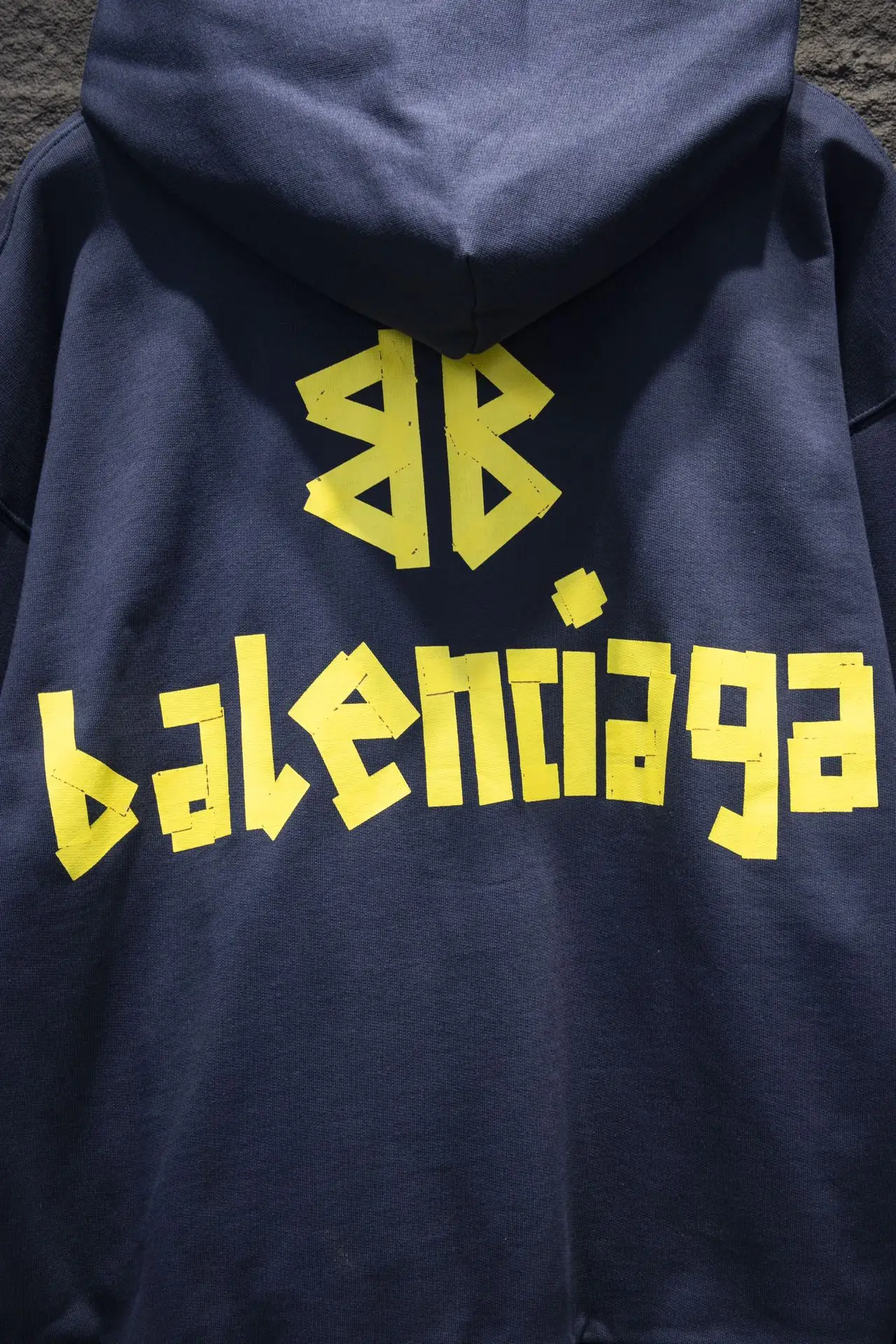 Tape Logo Distressed Oversized Hoodie D19524302 — view 4
