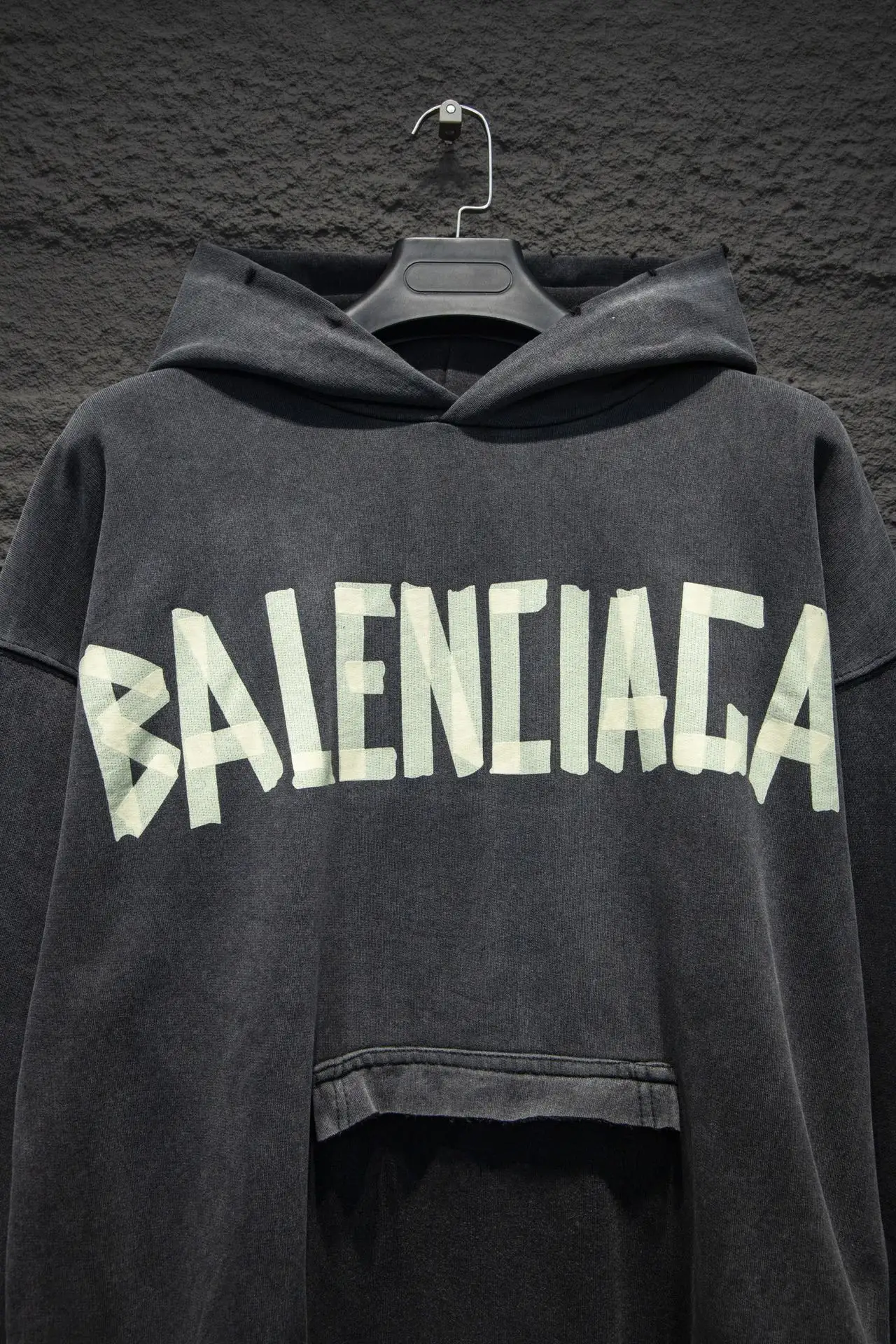 Tape Logo Distressed Oversized Hoodie D19524300 — view 5