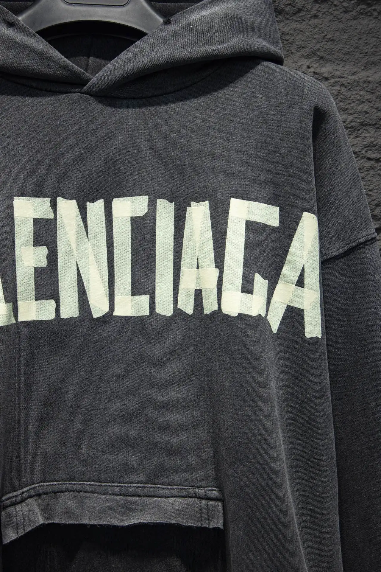 Tape Logo Distressed Oversized Hoodie D19524300 — view 6