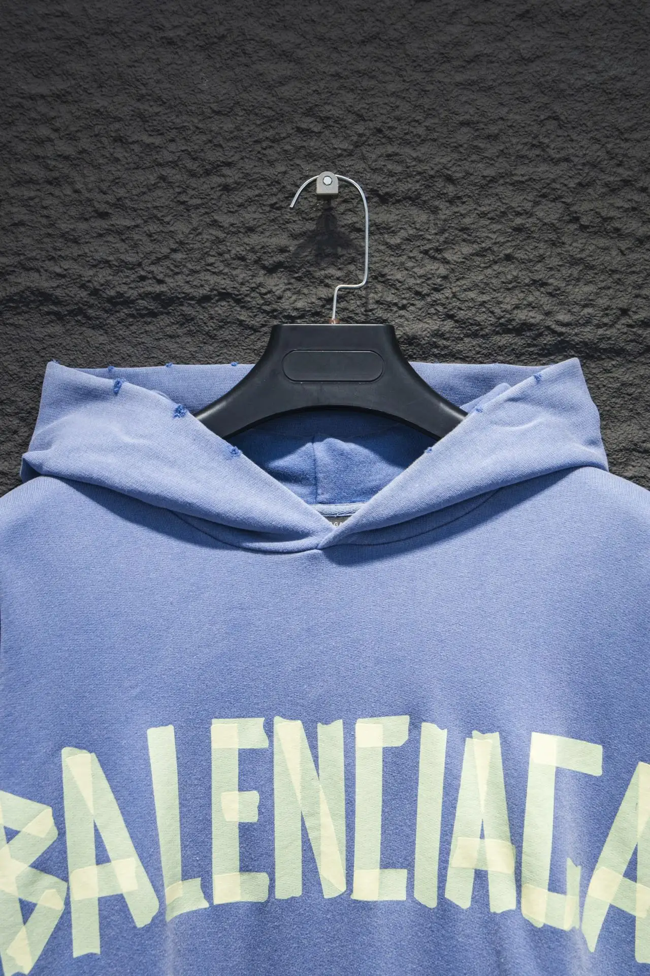 Tape Logo Distressed Oversized Hoodie D19524299 — view 3