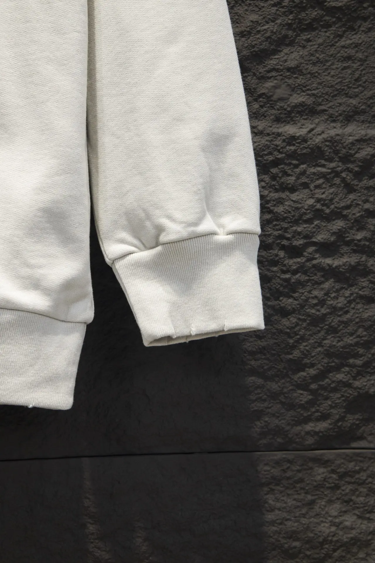 Logo Tape Distressed Crew-Neck Sweatshirt D16524297 — view 8