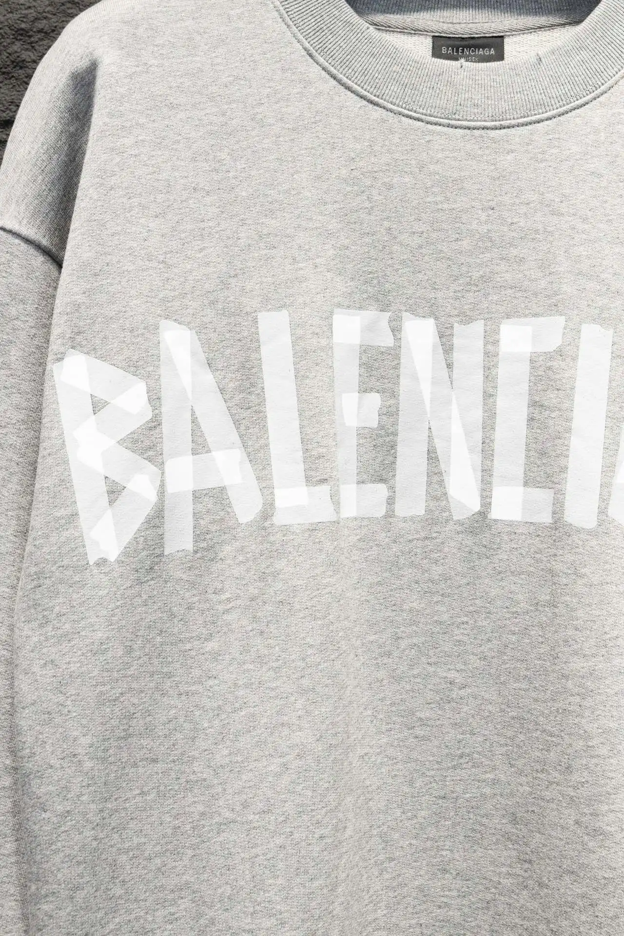 Logo Tape Distressed Crew-Neck Sweatshirt D16524294 — view 4