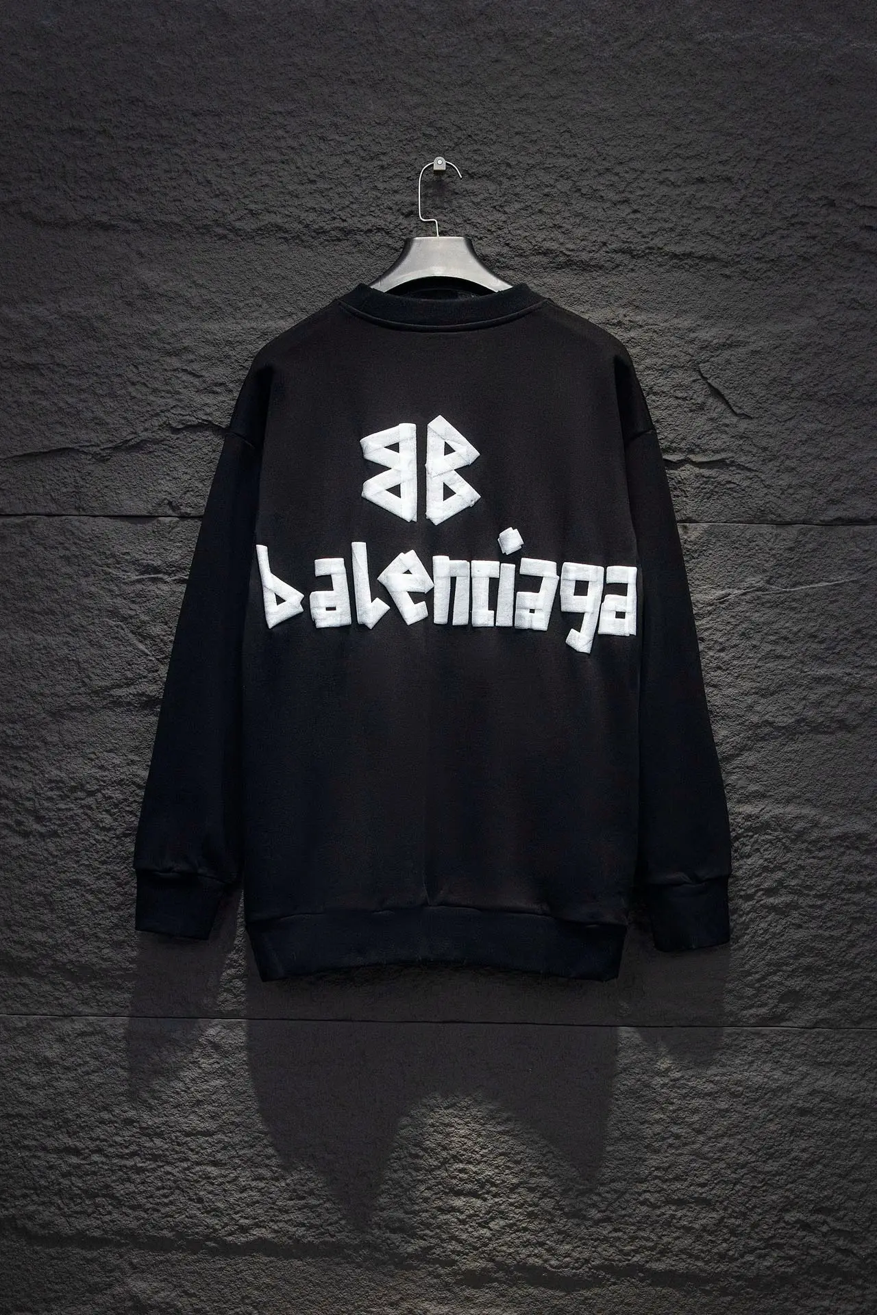 Logo-Appliqué Oversized Cotton Sweatshirt D15524308 — view 2