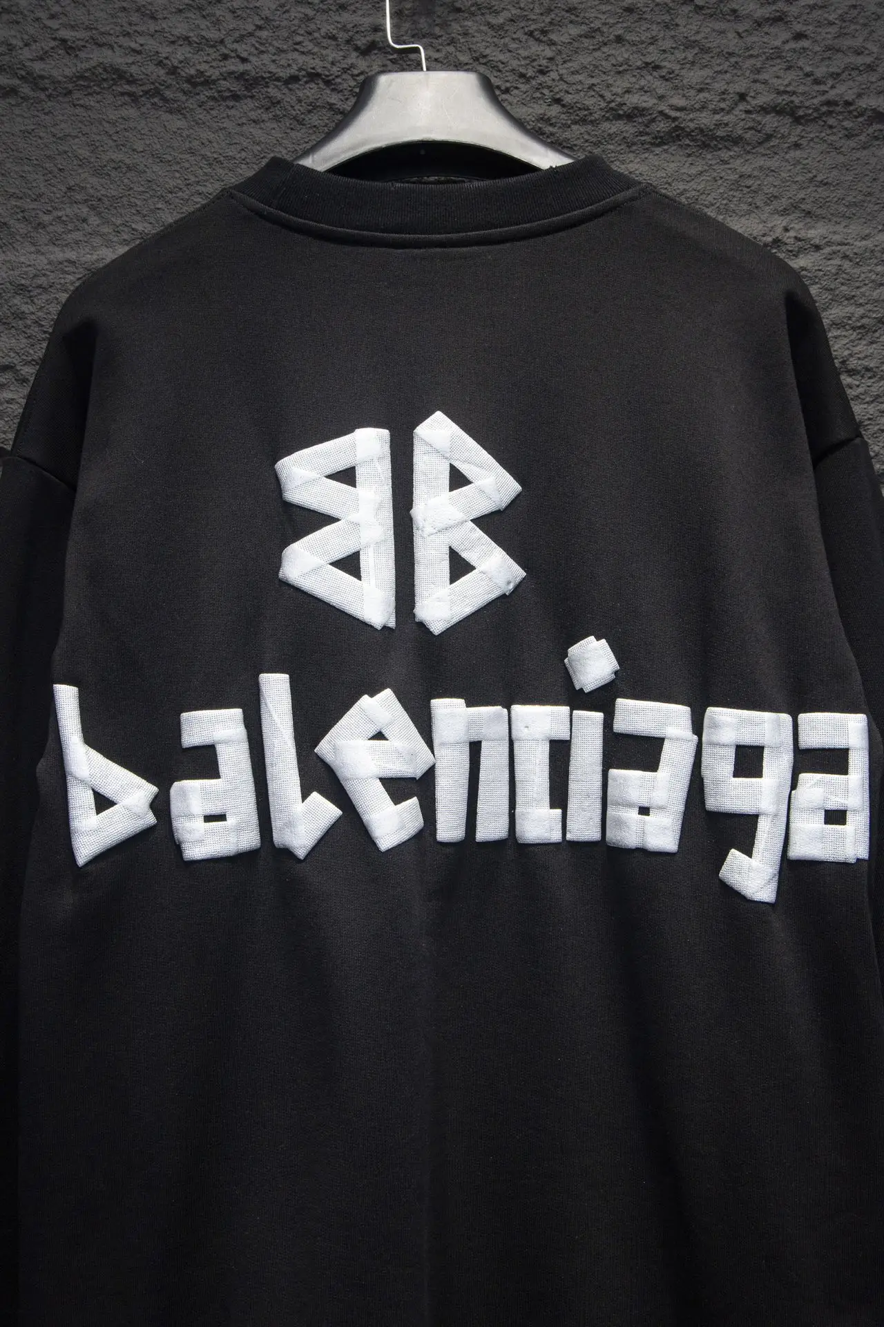 Logo-Appliqué Oversized Cotton Sweatshirt D15524308 — view 6