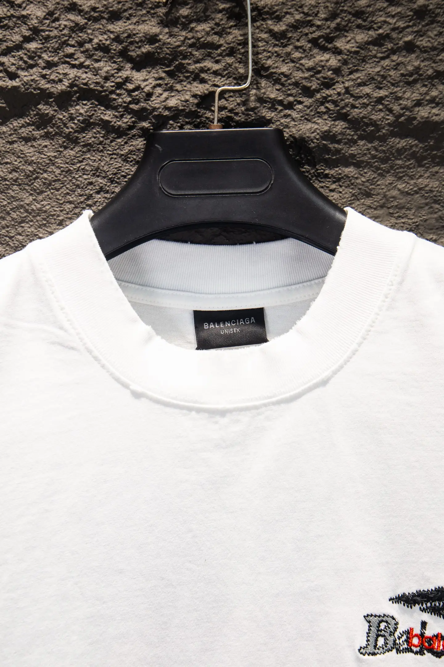 Distressed Embroidered Oversized T-Shirt D13015400 — view 3