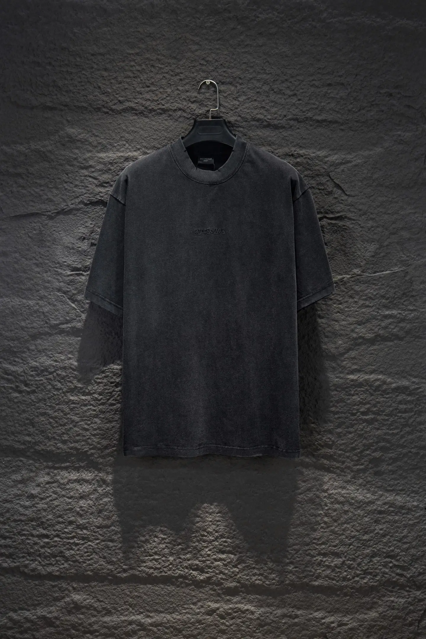 Oversized Distressed Logo-Embroidered T-Shirt D13515391