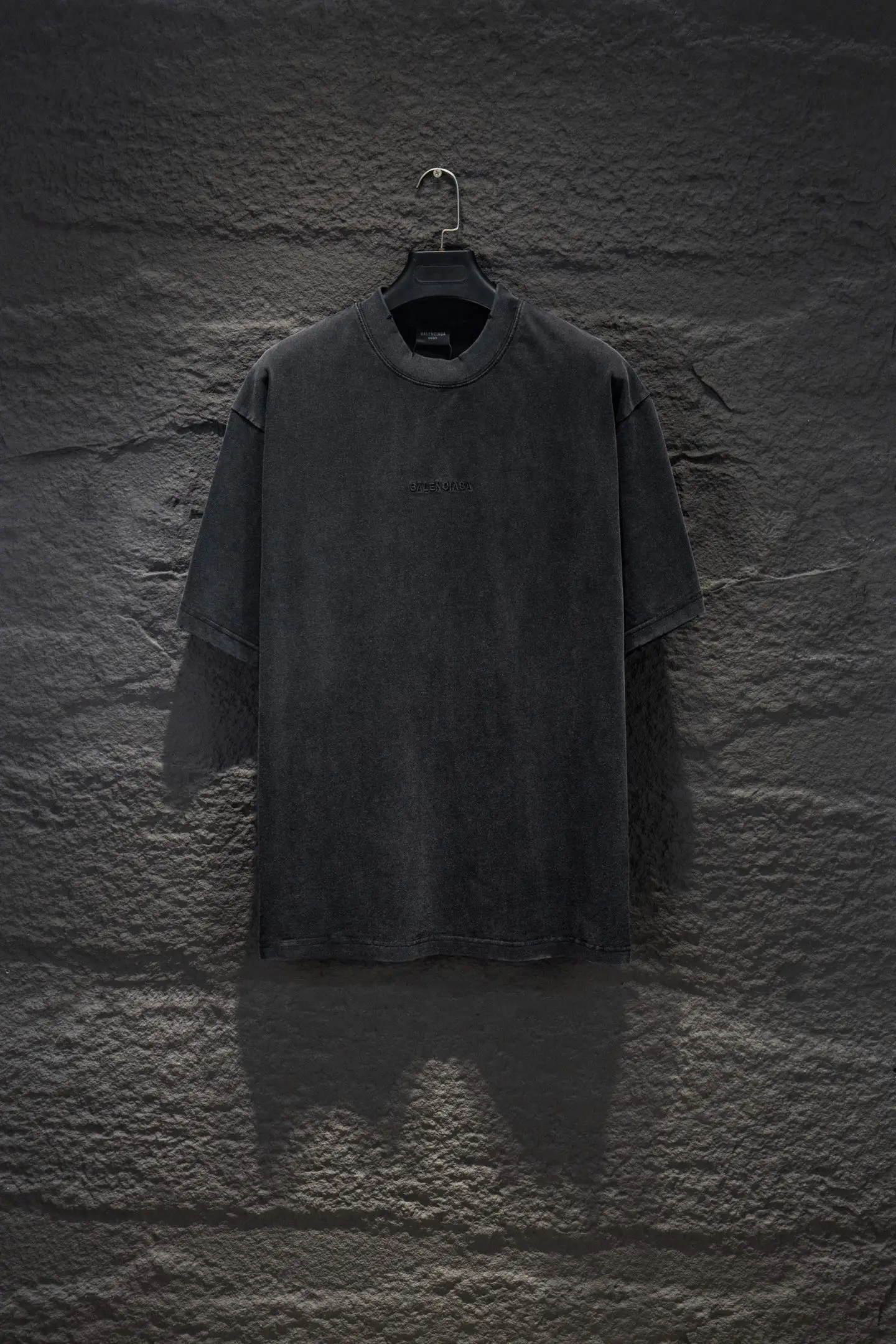 Oversized Distressed Logo-Embroidered T-Shirt D13515391