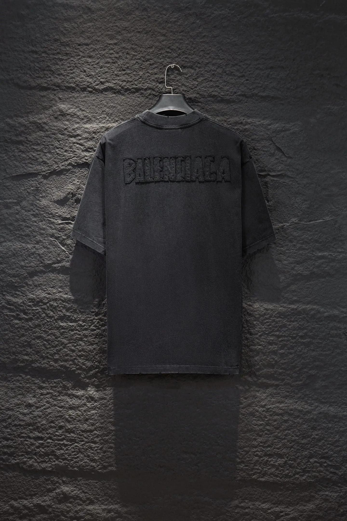Oversized Distressed Logo-Embroidered T-Shirt D13515391 — view 2