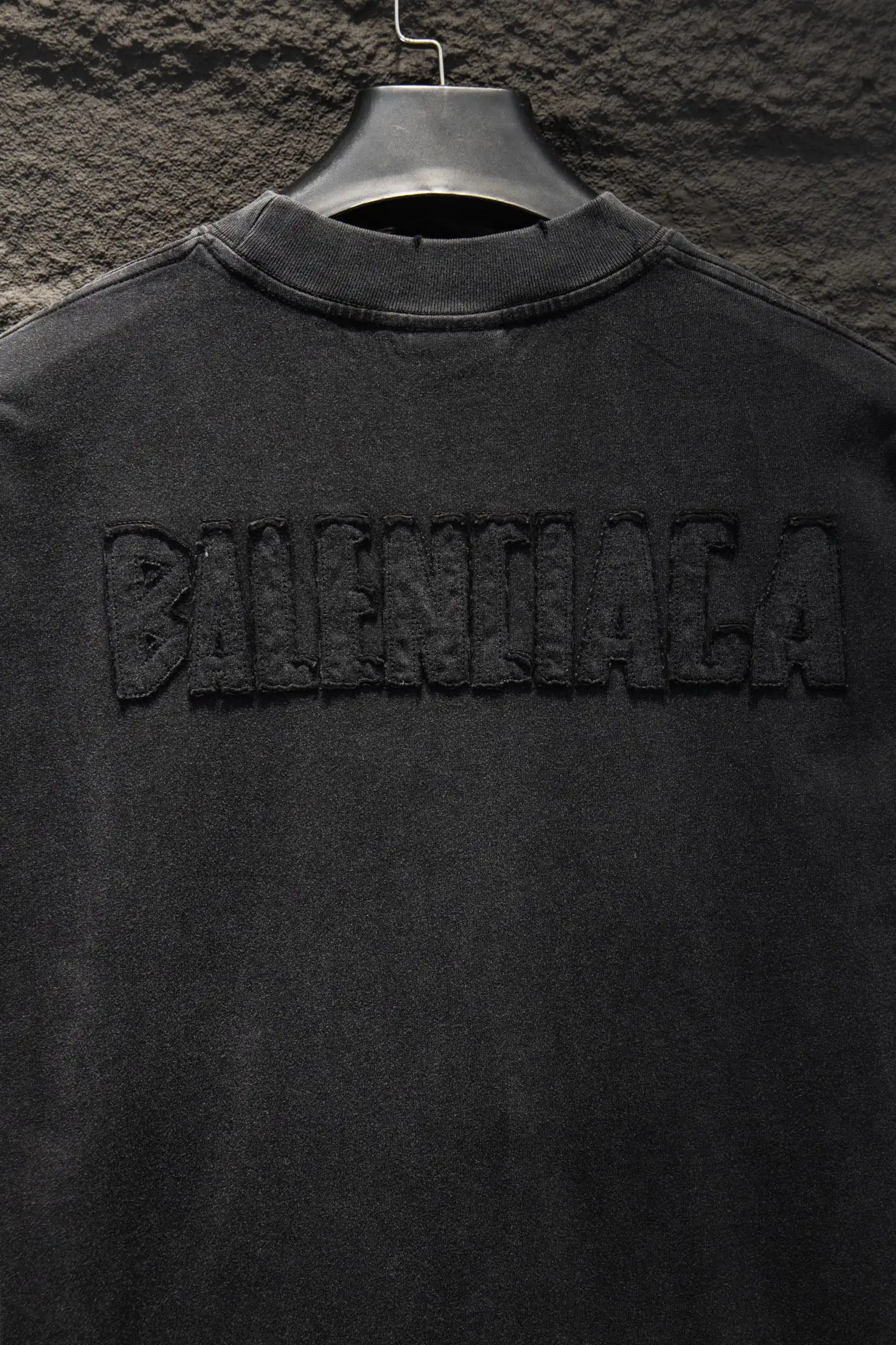 Oversized Distressed Logo-Embroidered T-Shirt D13515391 — view 5