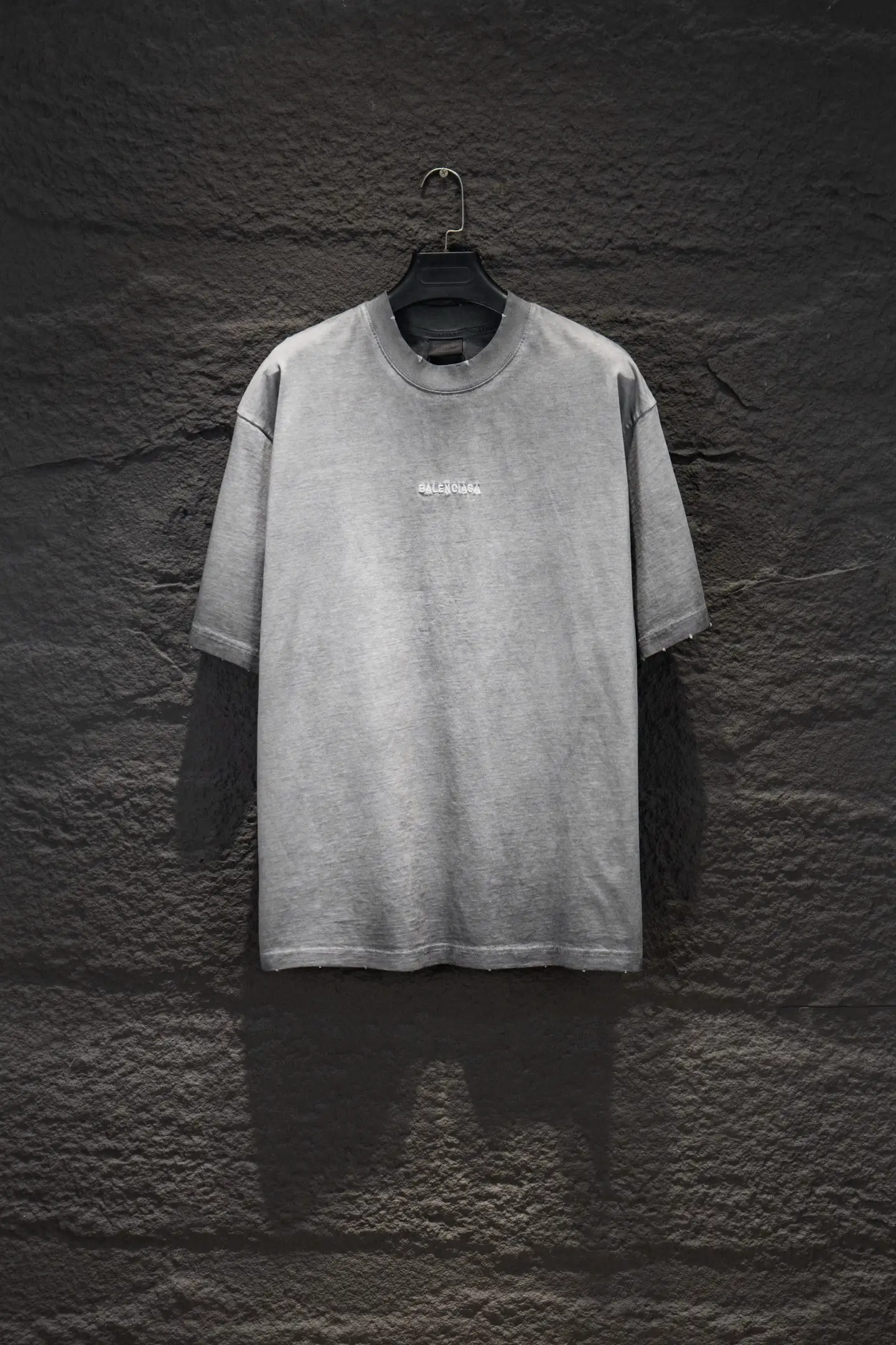 Oversized Distressed Logo-Embroidered T-Shirt D13515390