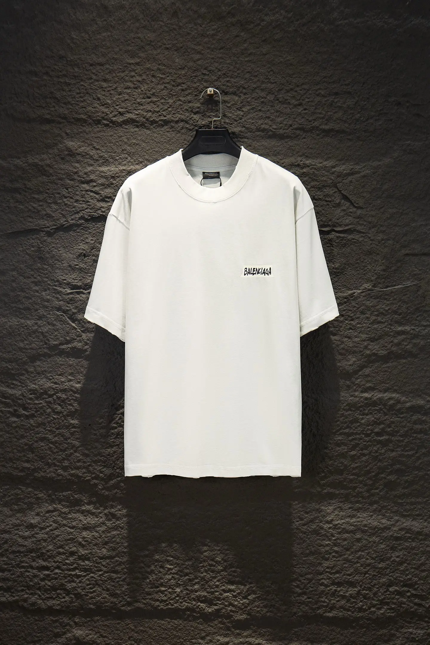 Oversized Distressed Logo-Print Cotton T-Shirt D13015388