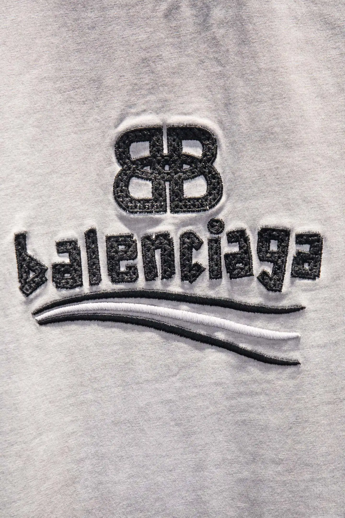 Logo Embroidered Oversized Distressed T-Shirt D14515373 — view 5