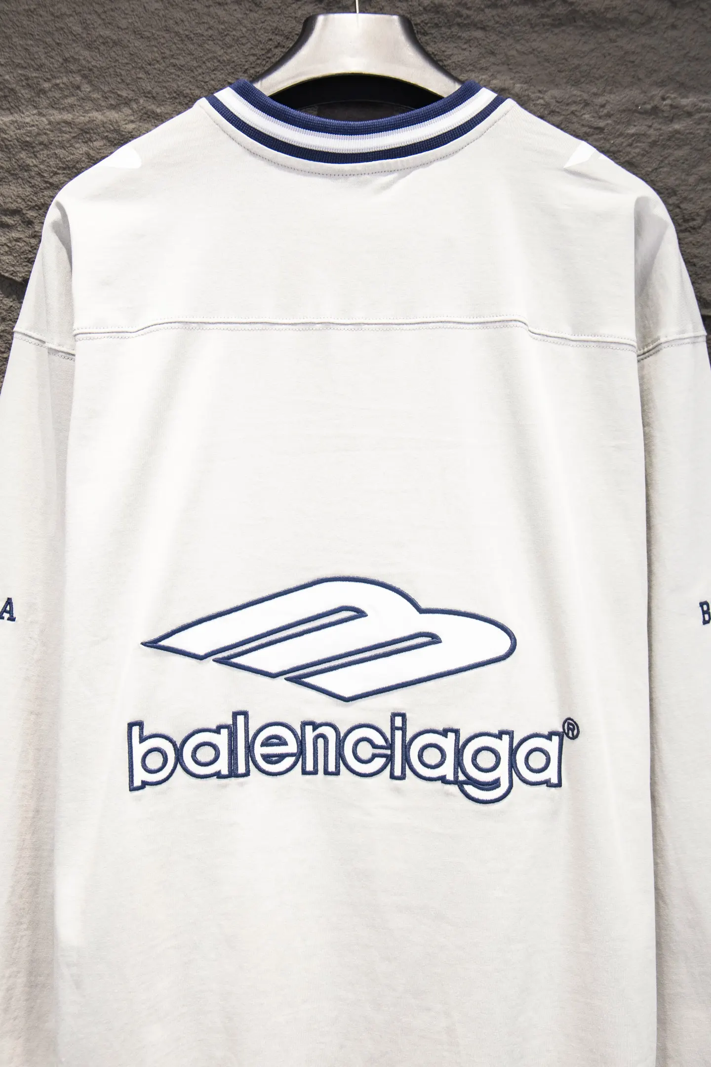 Oversized Embroidered Jersey Long-Sleeve T-Shirt D15924236 — view 6