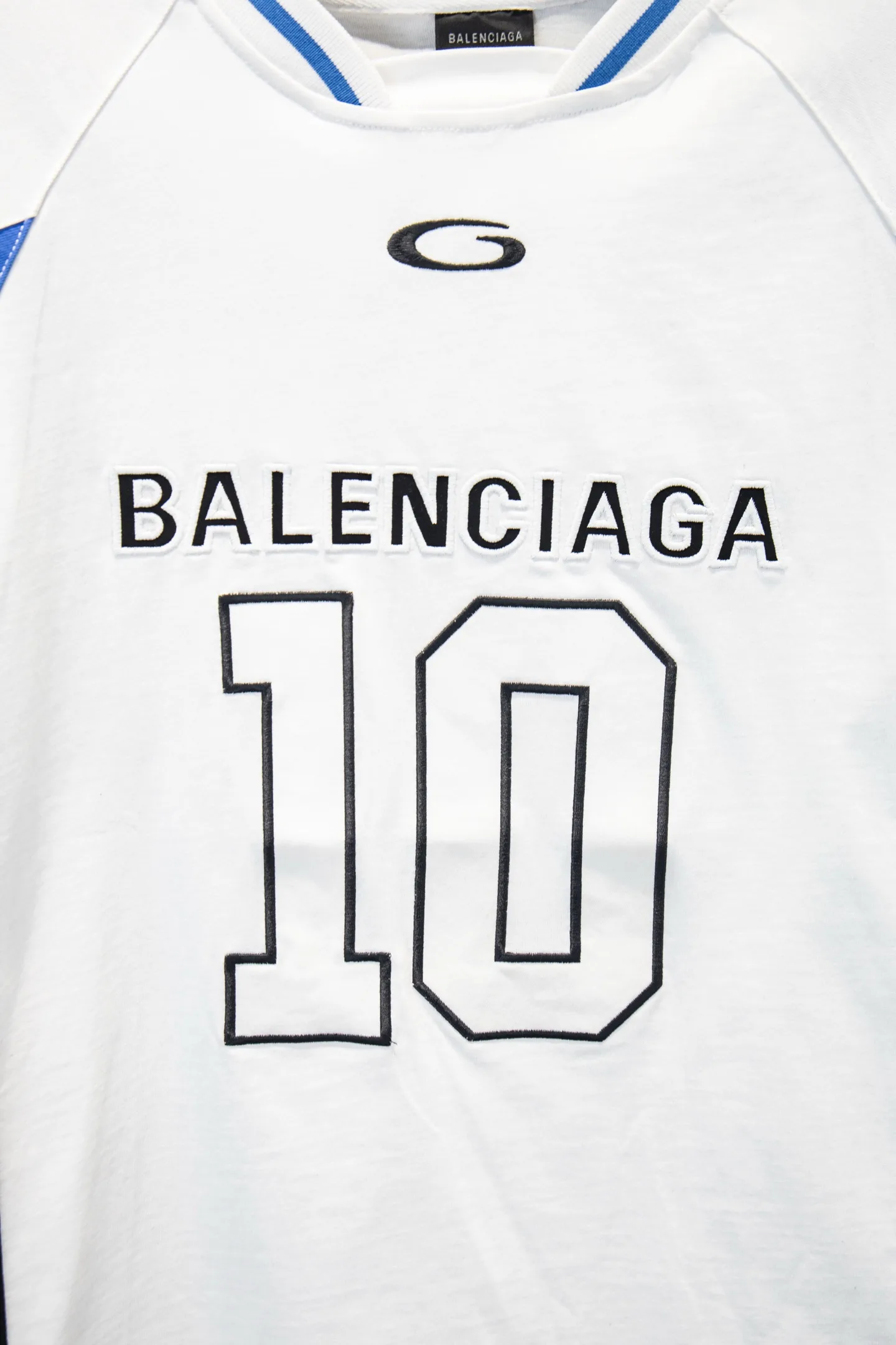 Oversized Paneled Jersey Long-Sleeve T-Shirt D17524252 — view 4