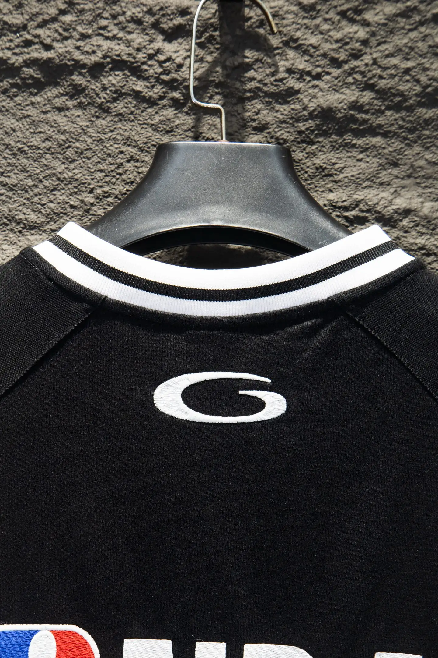 Oversized Paneled Jersey Long-Sleeve T-Shirt D17524250 — view 8