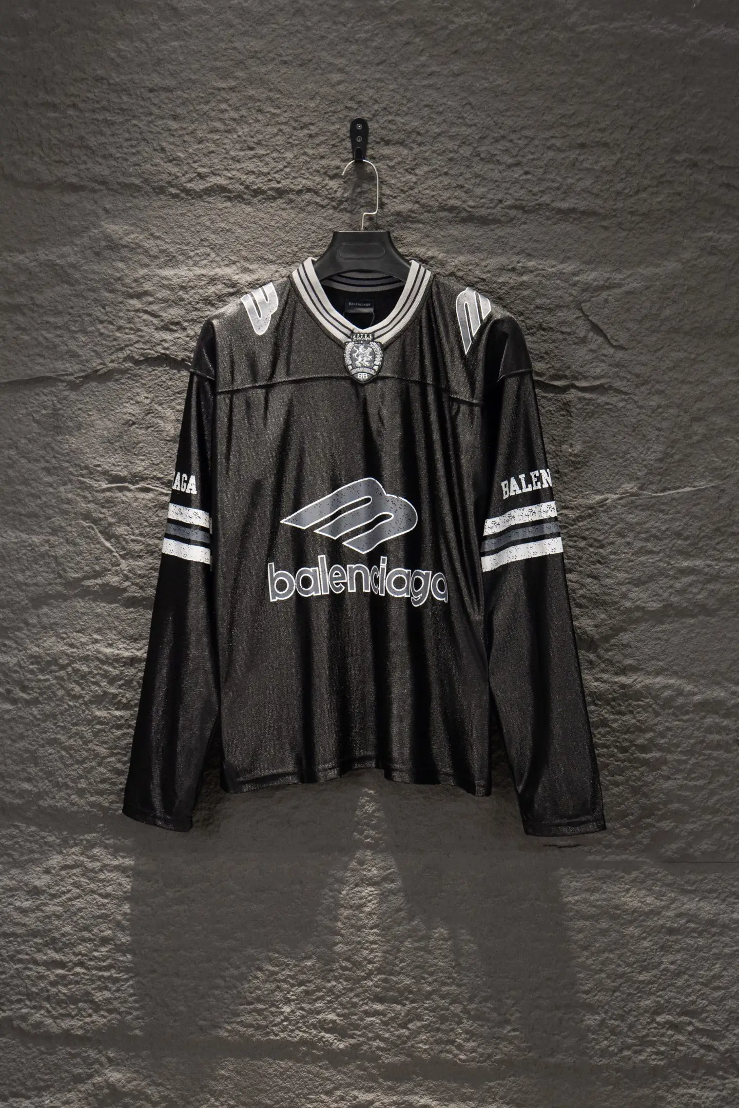 Oversized Paneled Logo Jersey Top D13924263