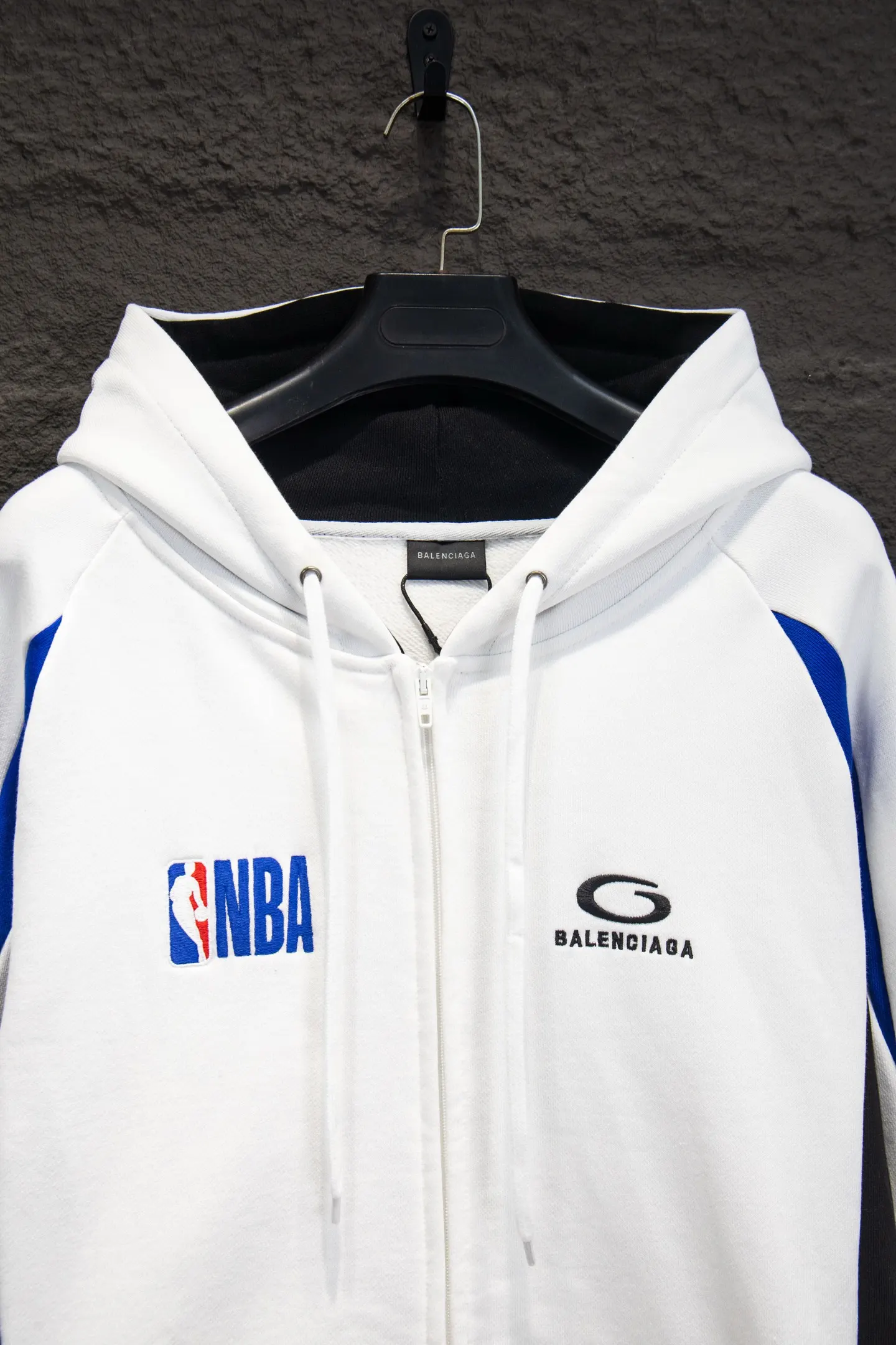 Oversized Color-Block Zip-Up Hoodie D22924209 — view 3