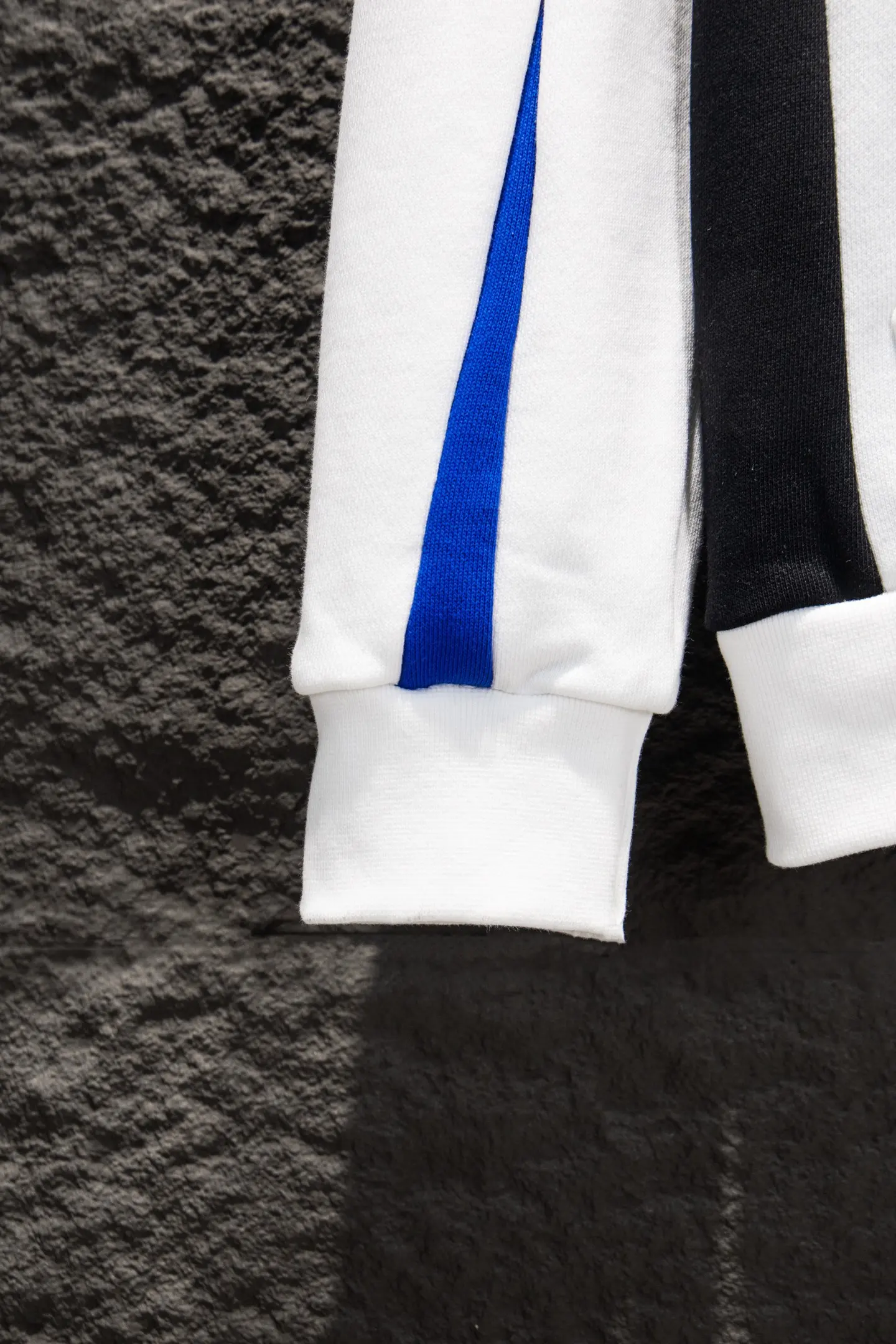 Oversized Color-Block Zip-Up Hoodie D22924209 — view 9