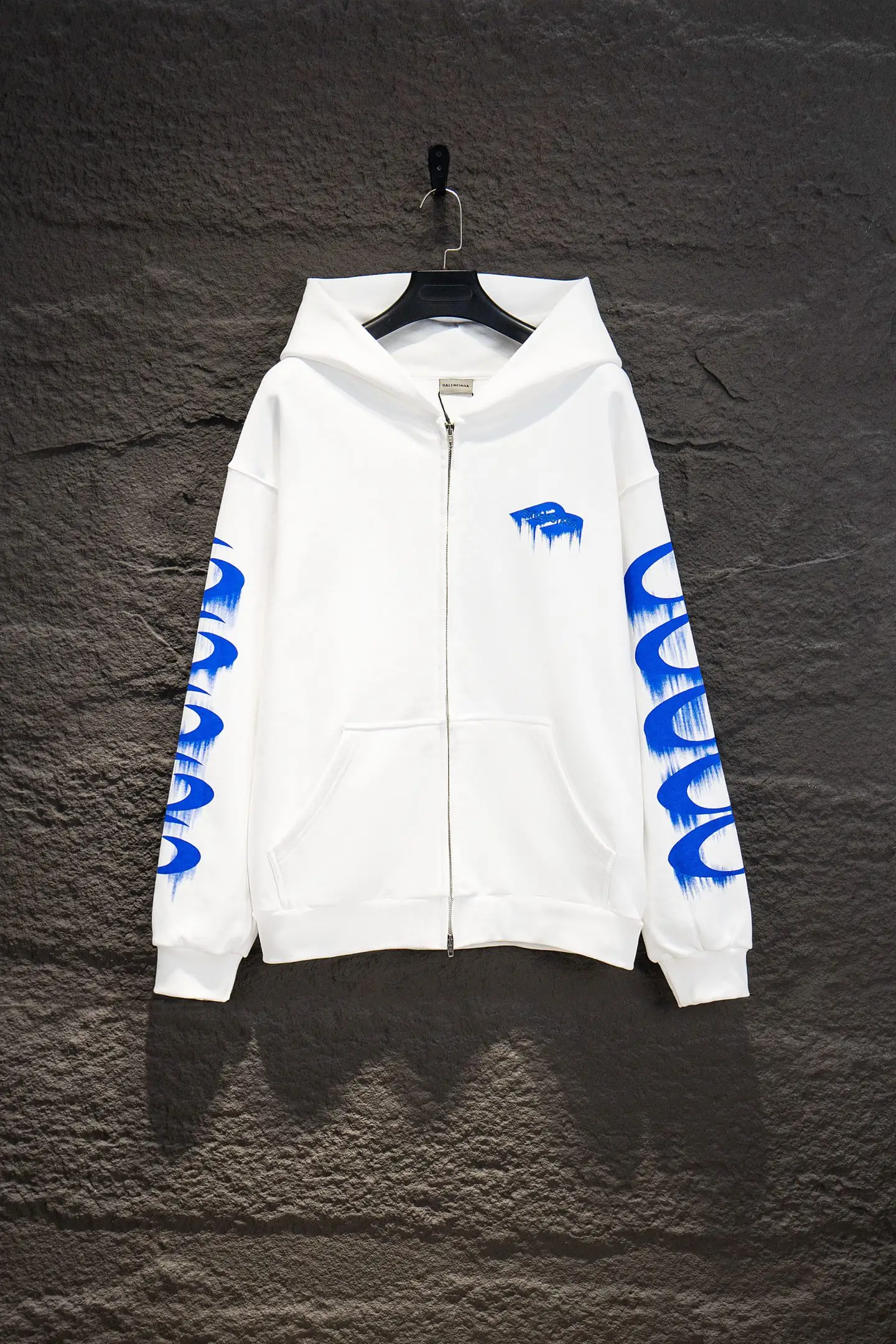 Oversized Embroidered Logo Zip-Up Hoodie D21924217