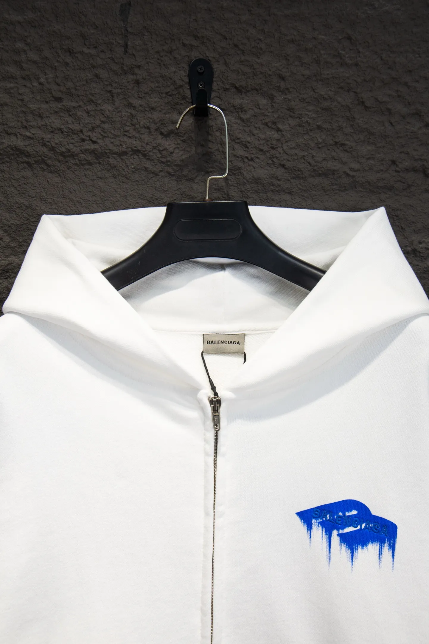 Oversized Embroidered Logo Zip-Up Hoodie D21924217 — view 3