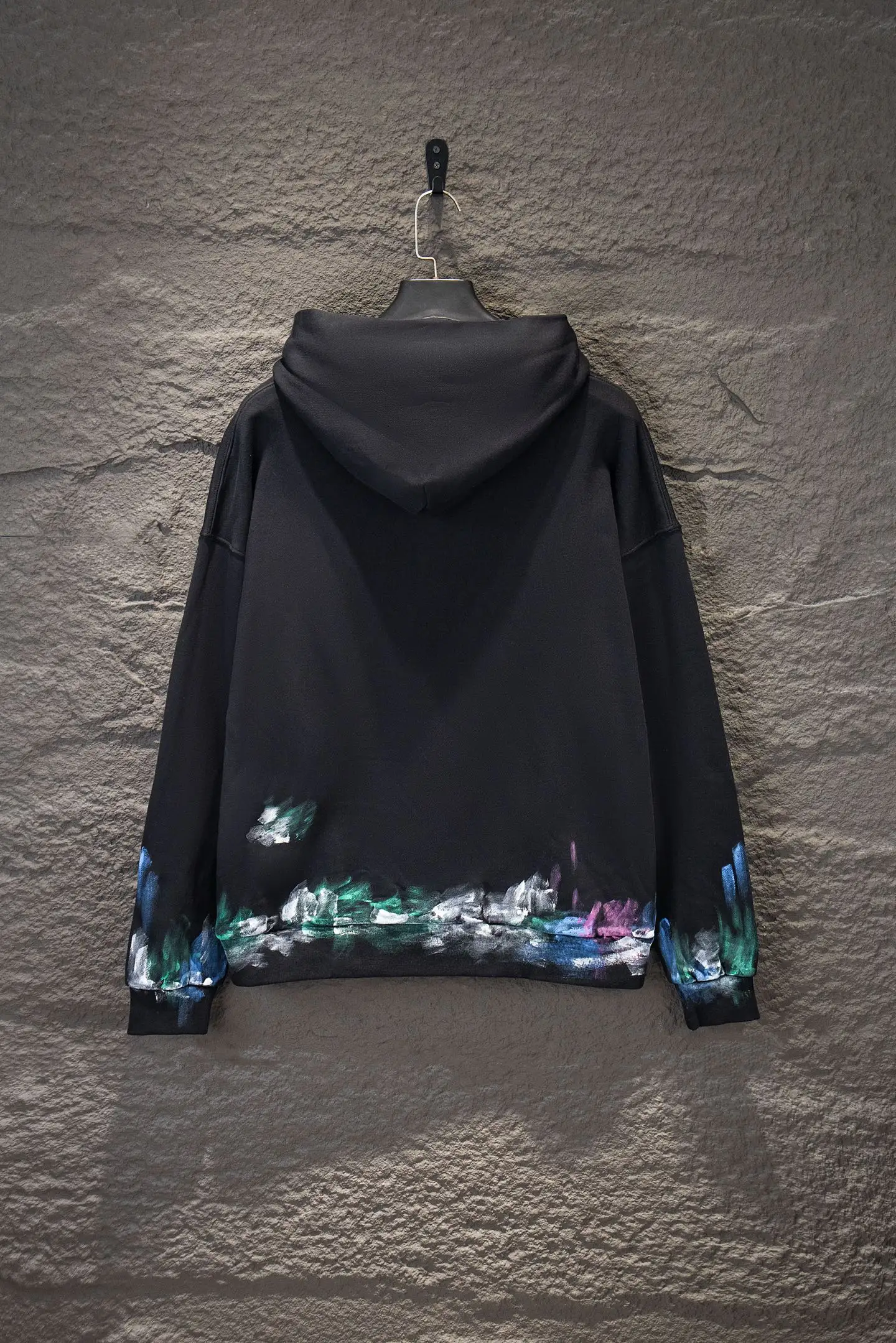 Graffiti Embroidered Oversized Hoodie D19524212 — view 2