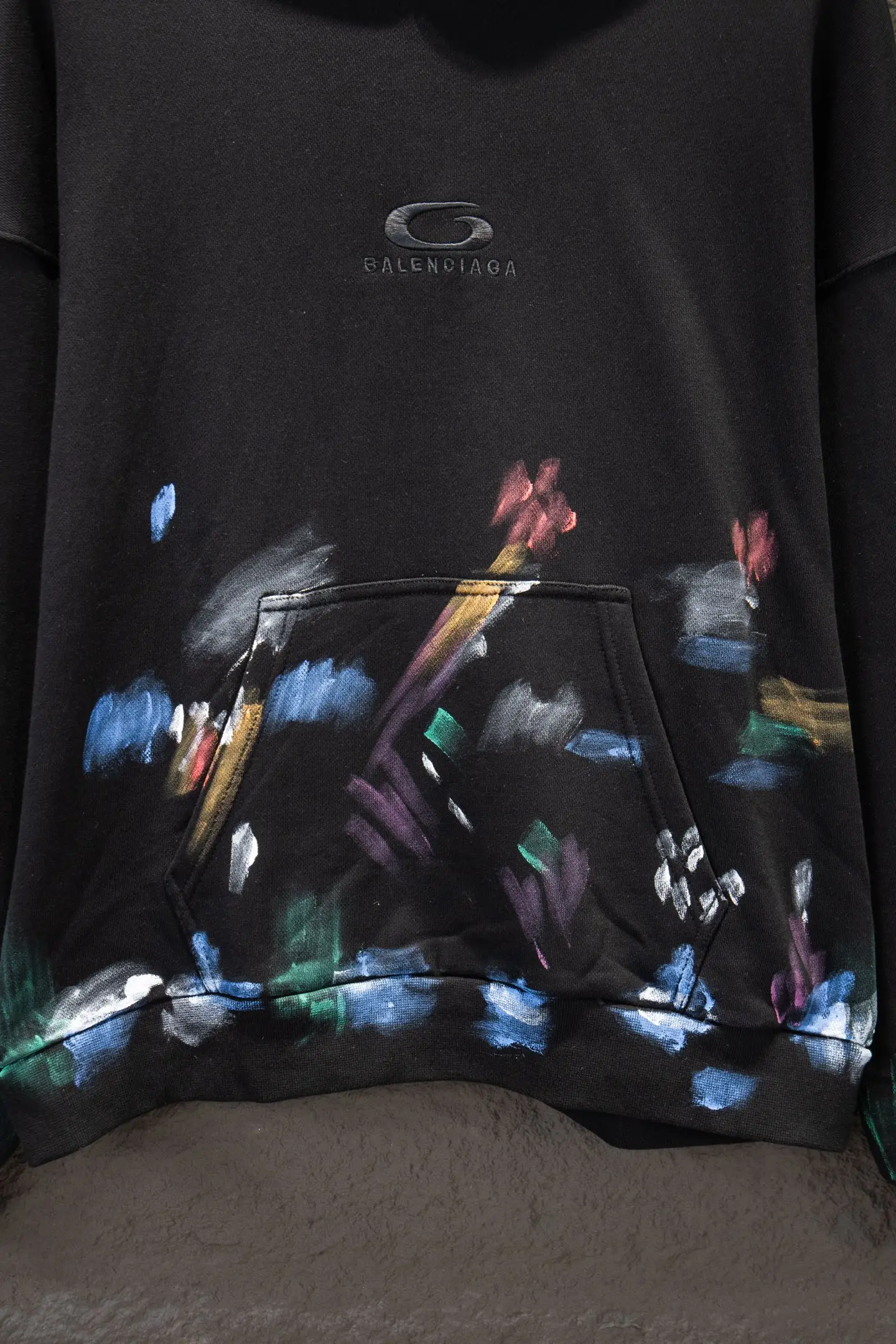 Graffiti Embroidered Oversized Hoodie D19524212 — view 6