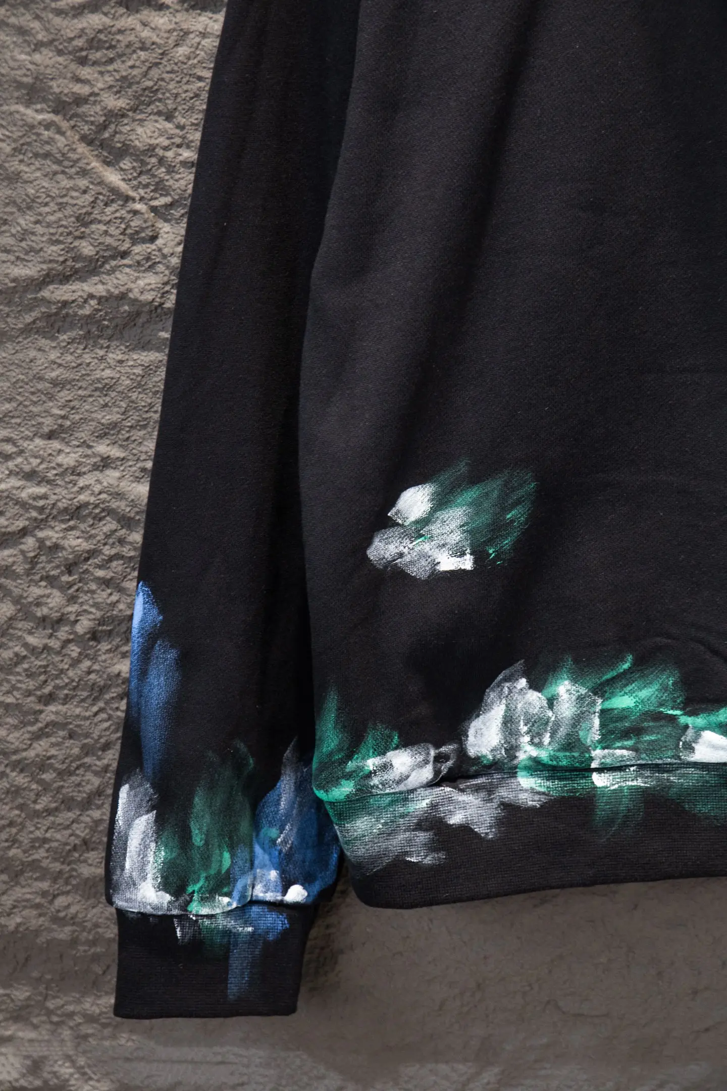 Graffiti Embroidered Oversized Hoodie D19524212 — view 8