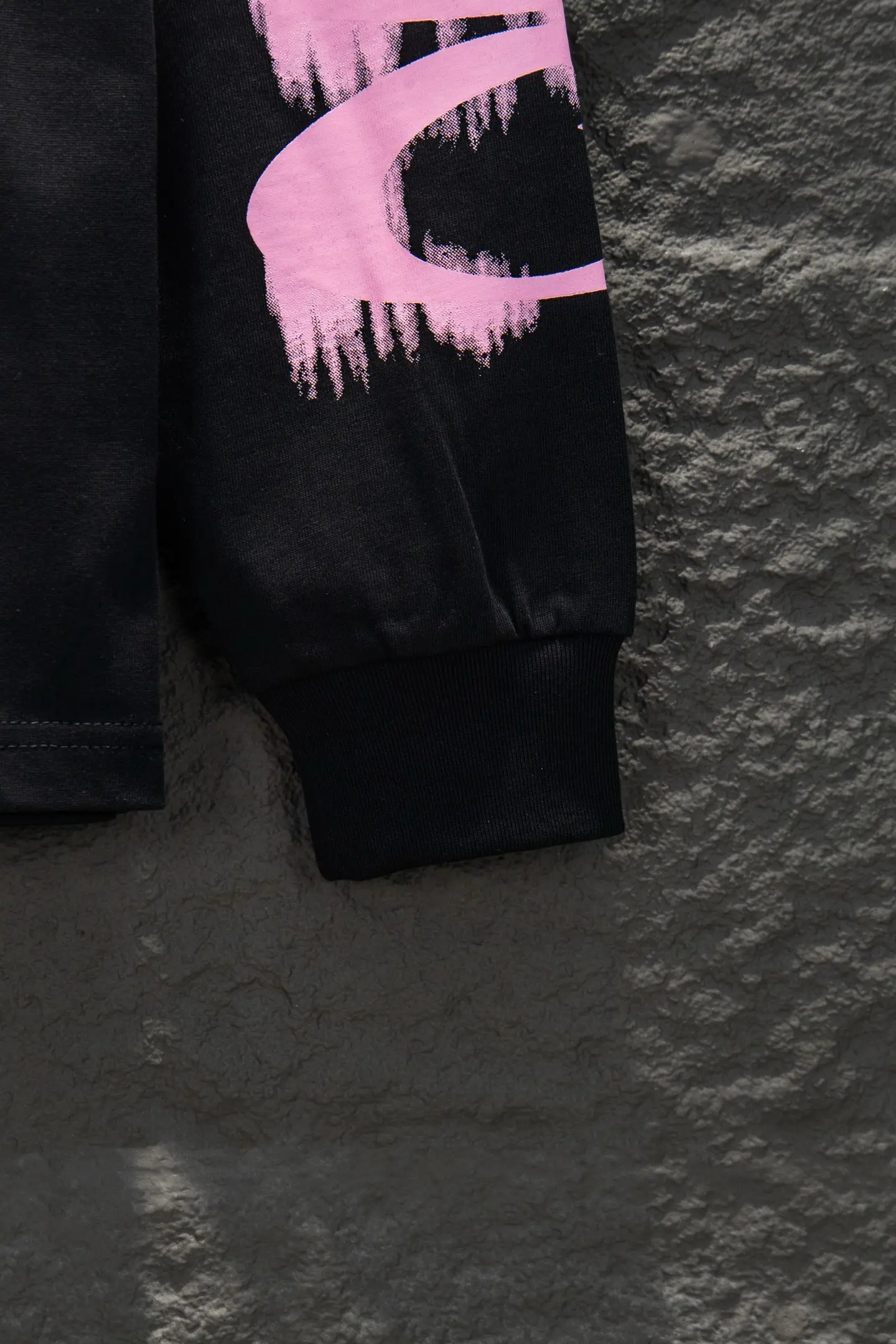 Oversized Embroidered Long-Sleeve T-Shirt D14924258 — view 6