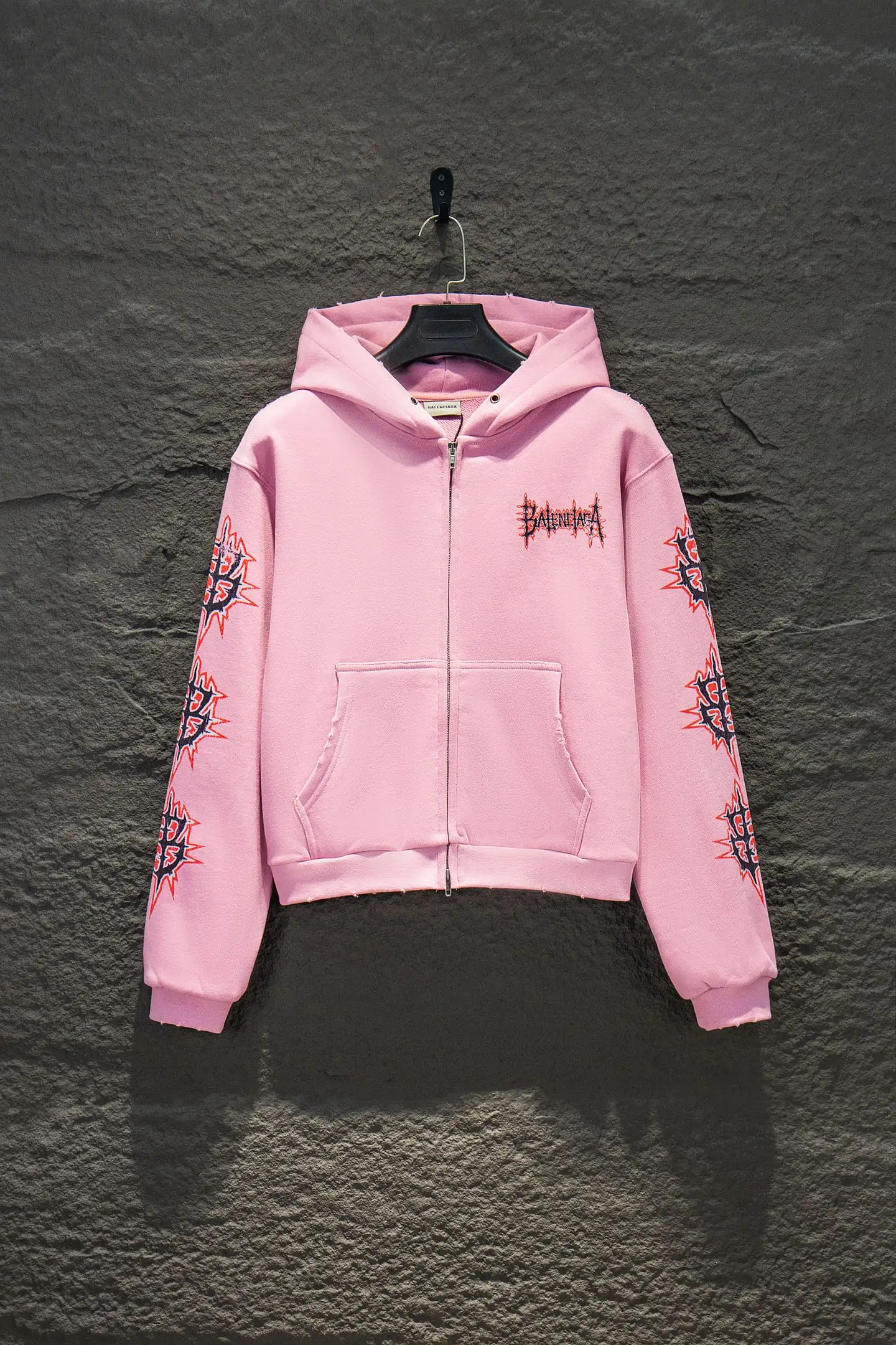 Distressed Graphic Zip-Up Hoodie D22524201