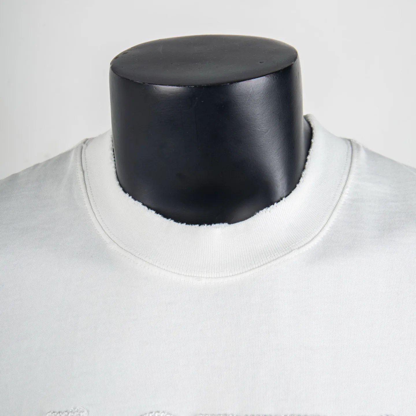 Embroidered Sequin Logo Cotton T-Shirt D12915448 — view 3