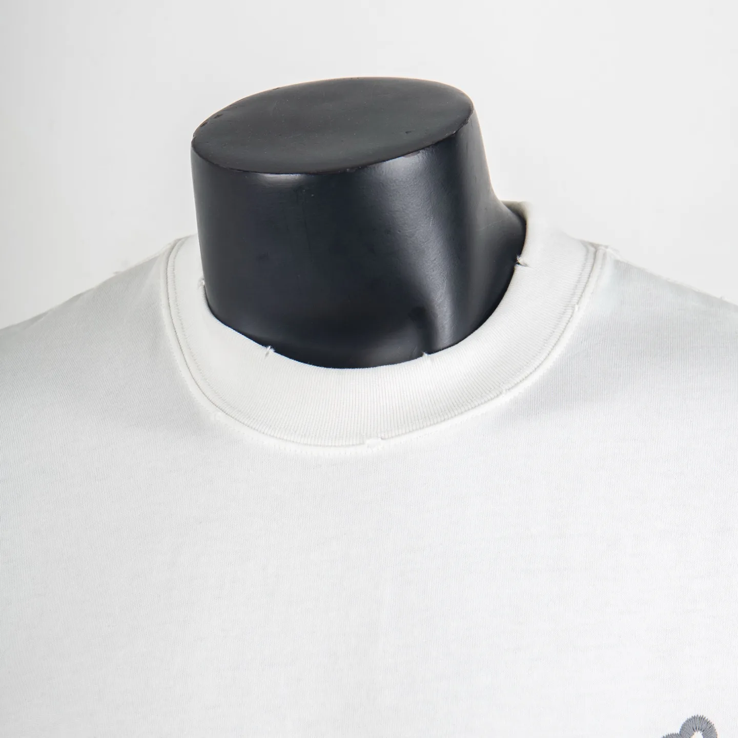 Embellished Logo Cotton T-Shirt D12515446 — view 3