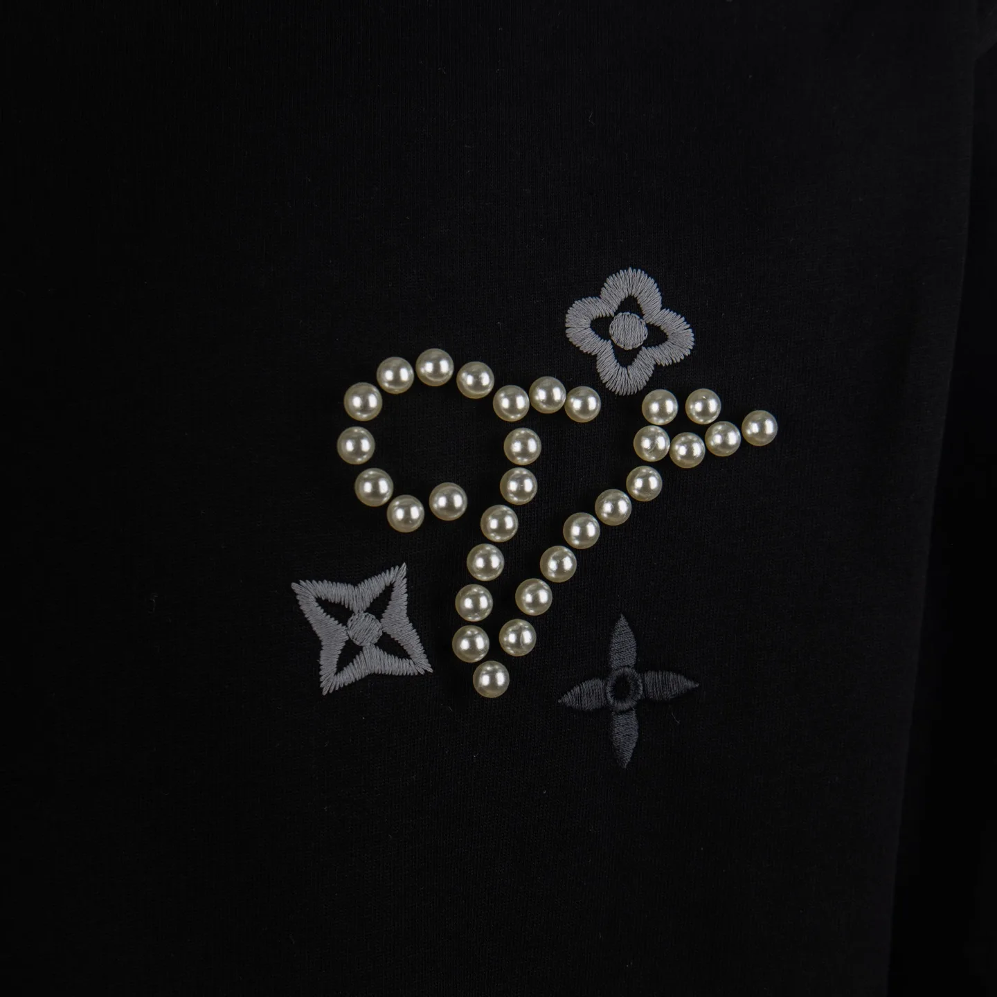 Embellished Monogram Flower Cotton T-Shirt D12515445 — view 5