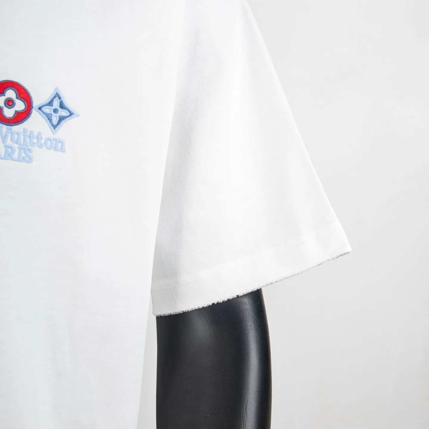 Embroidered Monogram Badge Cotton T-Shirt D12515442 — view 7
