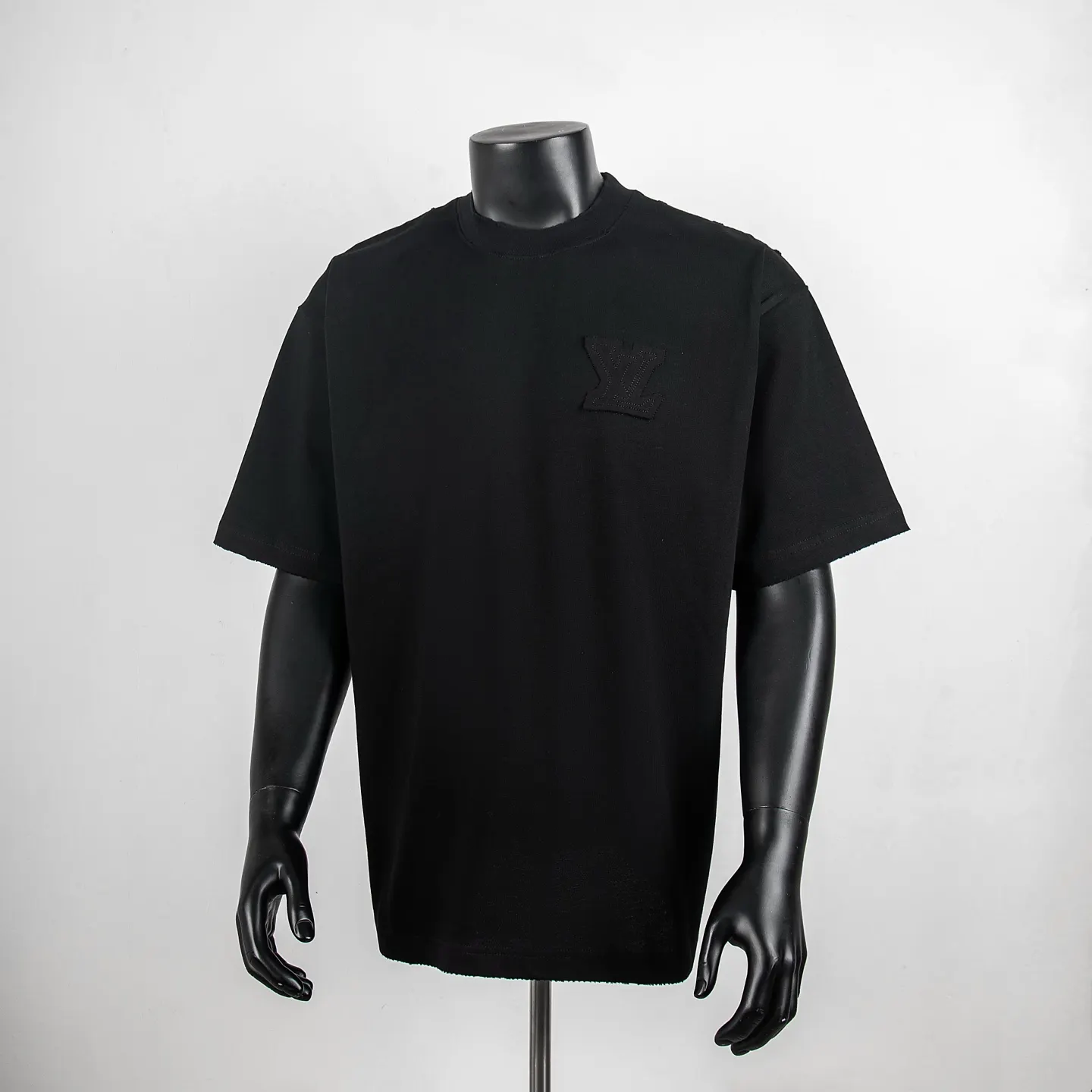 Logo Appliqué Distressed Cotton T-Shirt D12515432