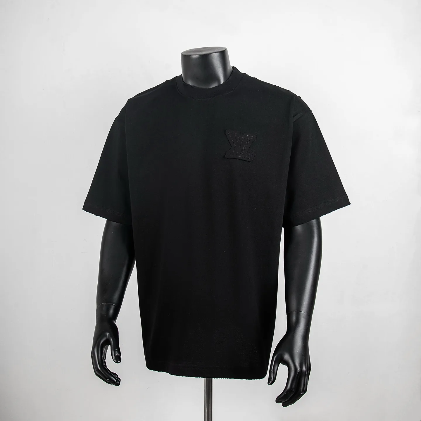 Logo Appliqué Distressed Cotton T-Shirt D12515432