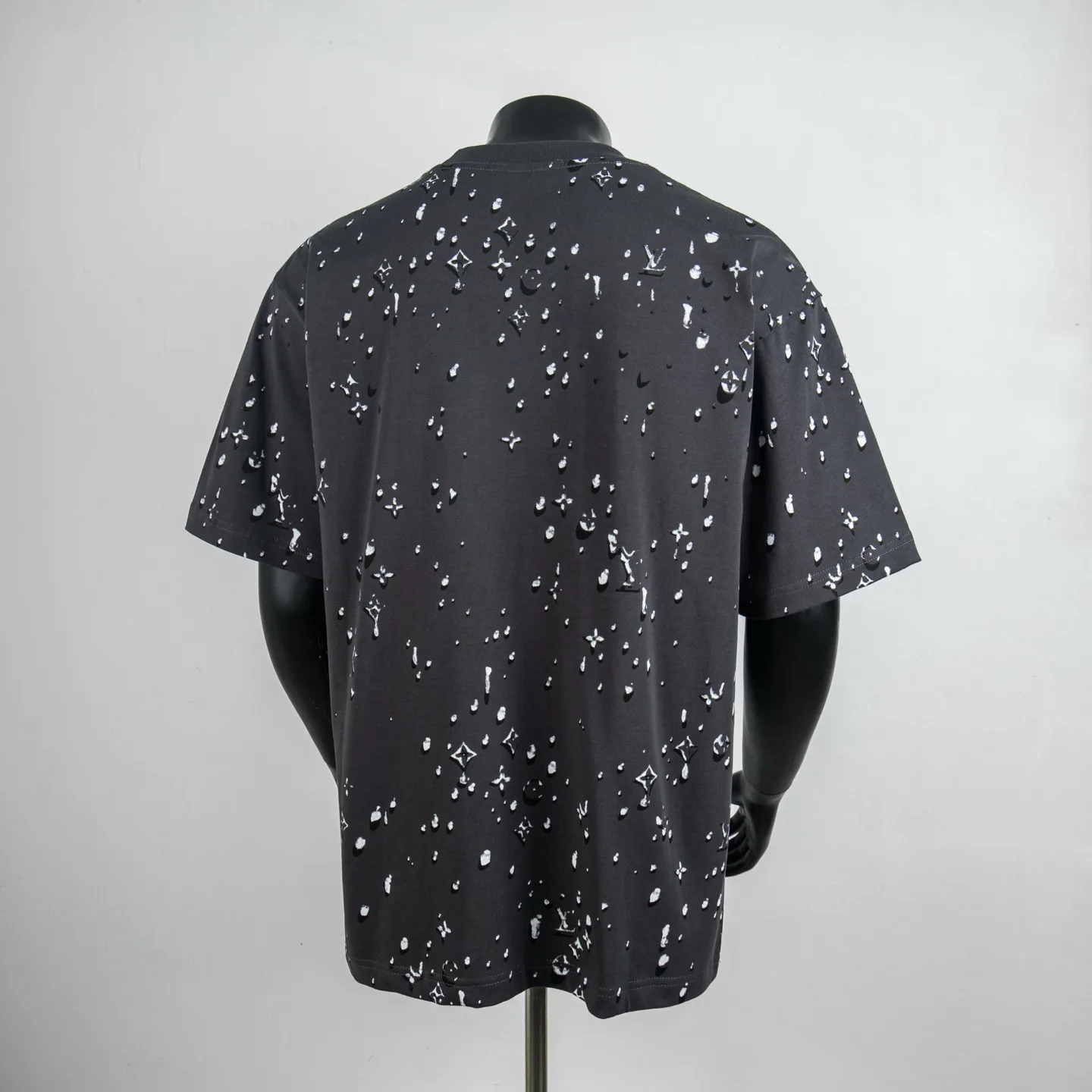 Monogram Raindrop Print Cotton T-Shirt D12515428 — view 2