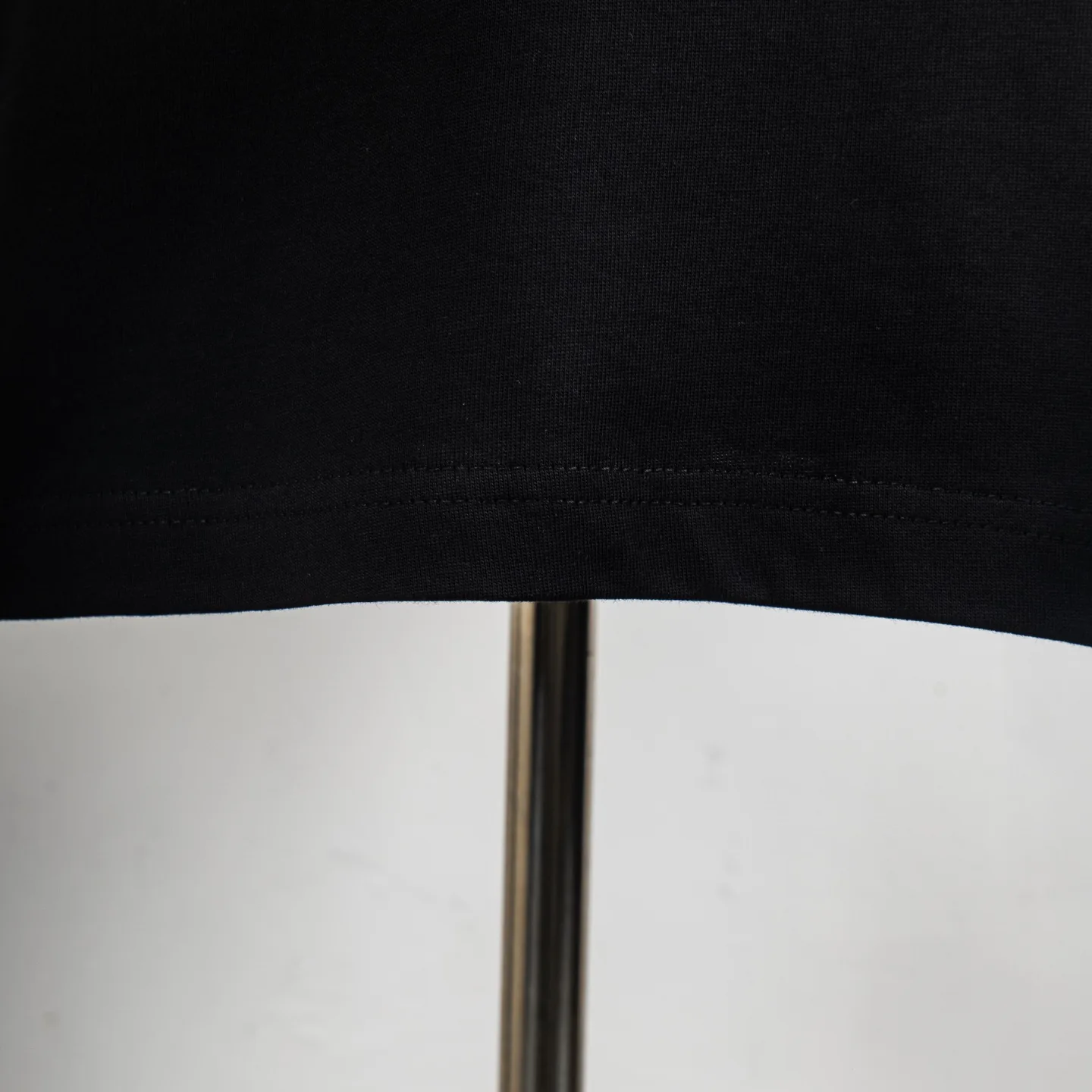 Crystal-Embellished Logo Cotton T-Shirt D11515426 — view 8